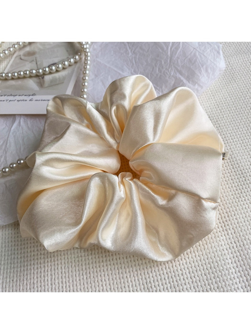 Gifty - Satin Solid Color Scrunchie