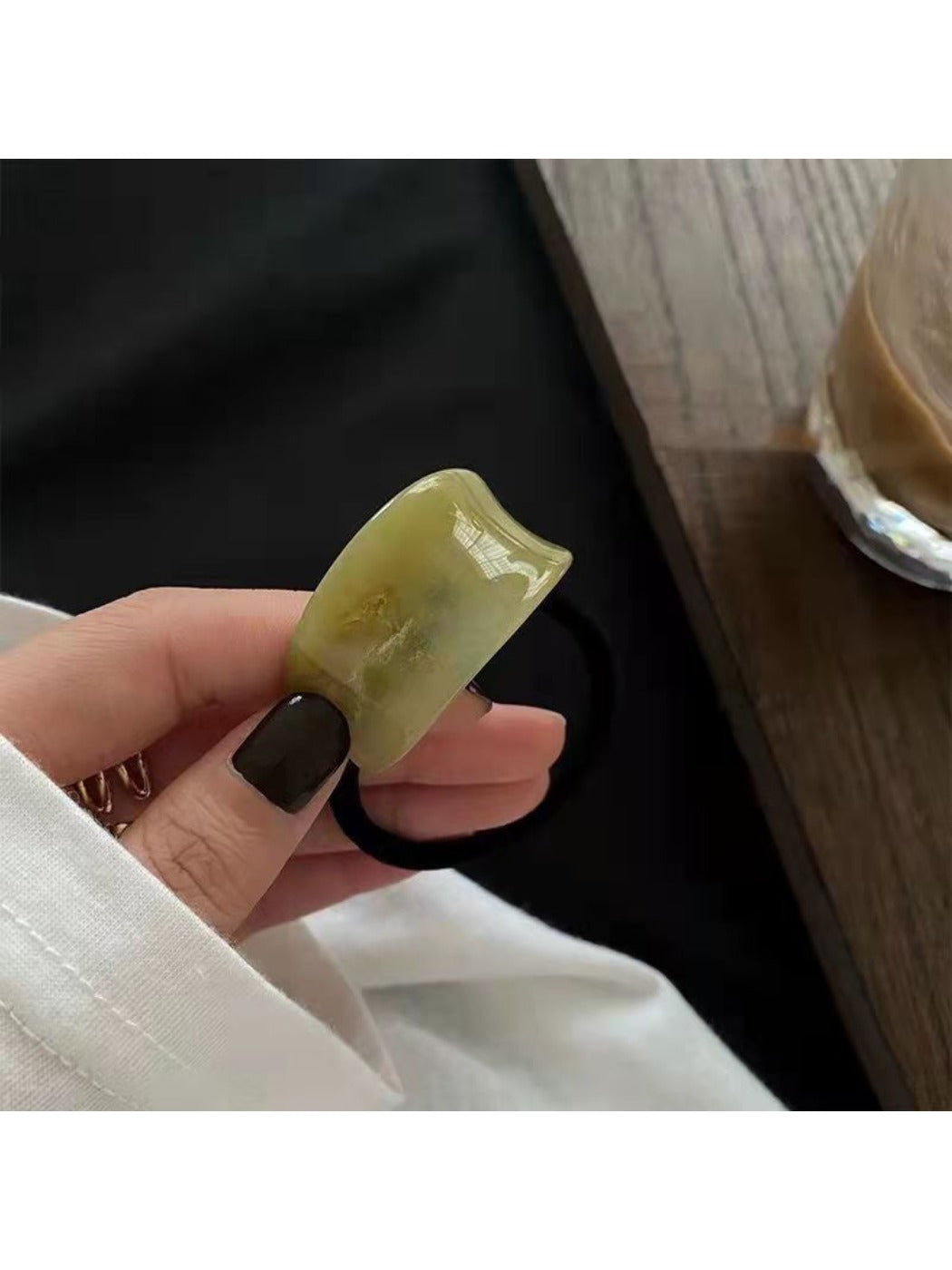Gifty - Elegant Curved Accent Hair Tie