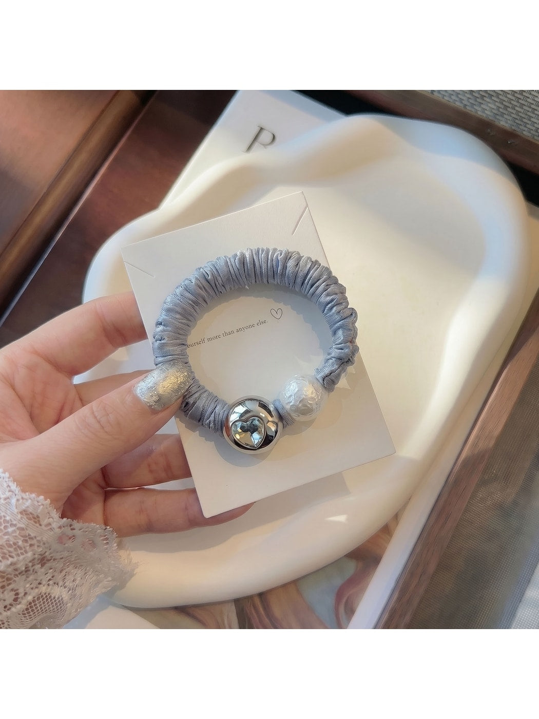 Gifty - Decorative Elastic Star Charm Hair Tie