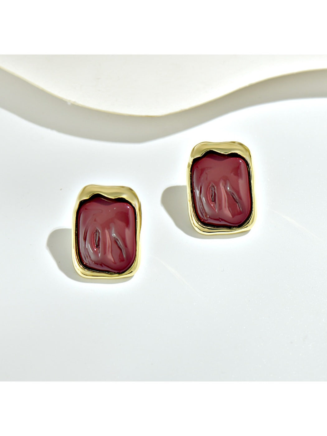 Earedge - Minimalist Geometric Square Earrings