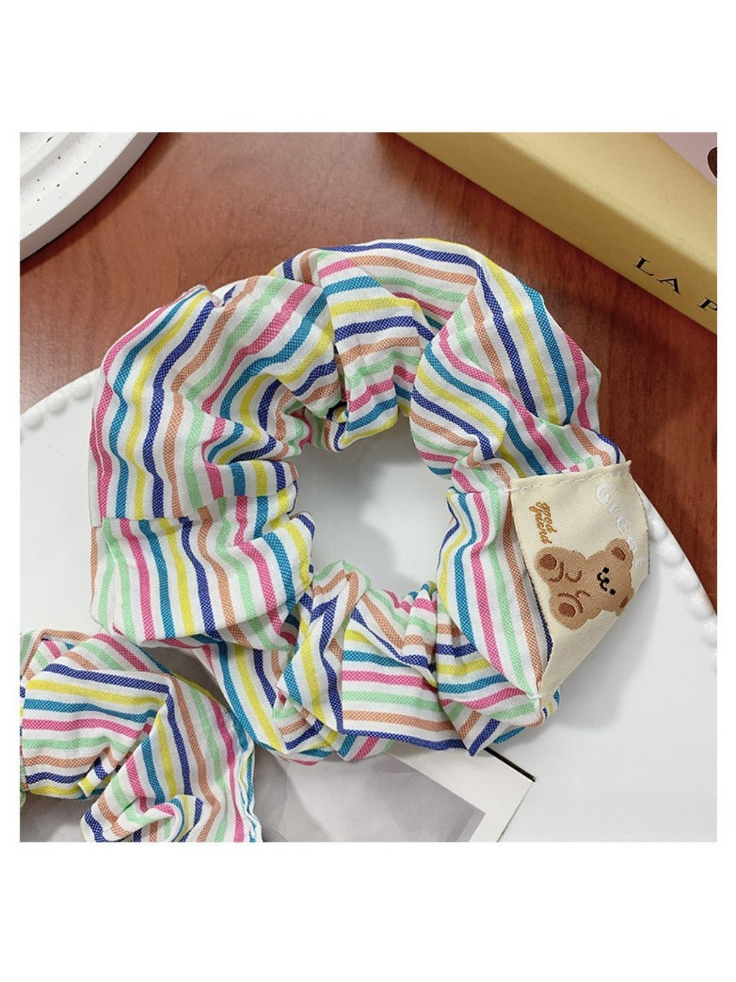 Gifty - Rainbow Striped Hair Loop