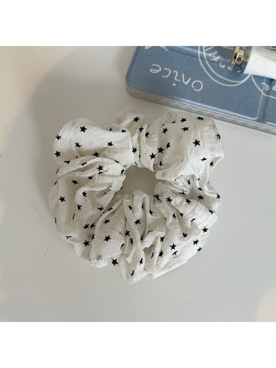 Gifty - Elegant Star Pattern Ruffle Scrunchie