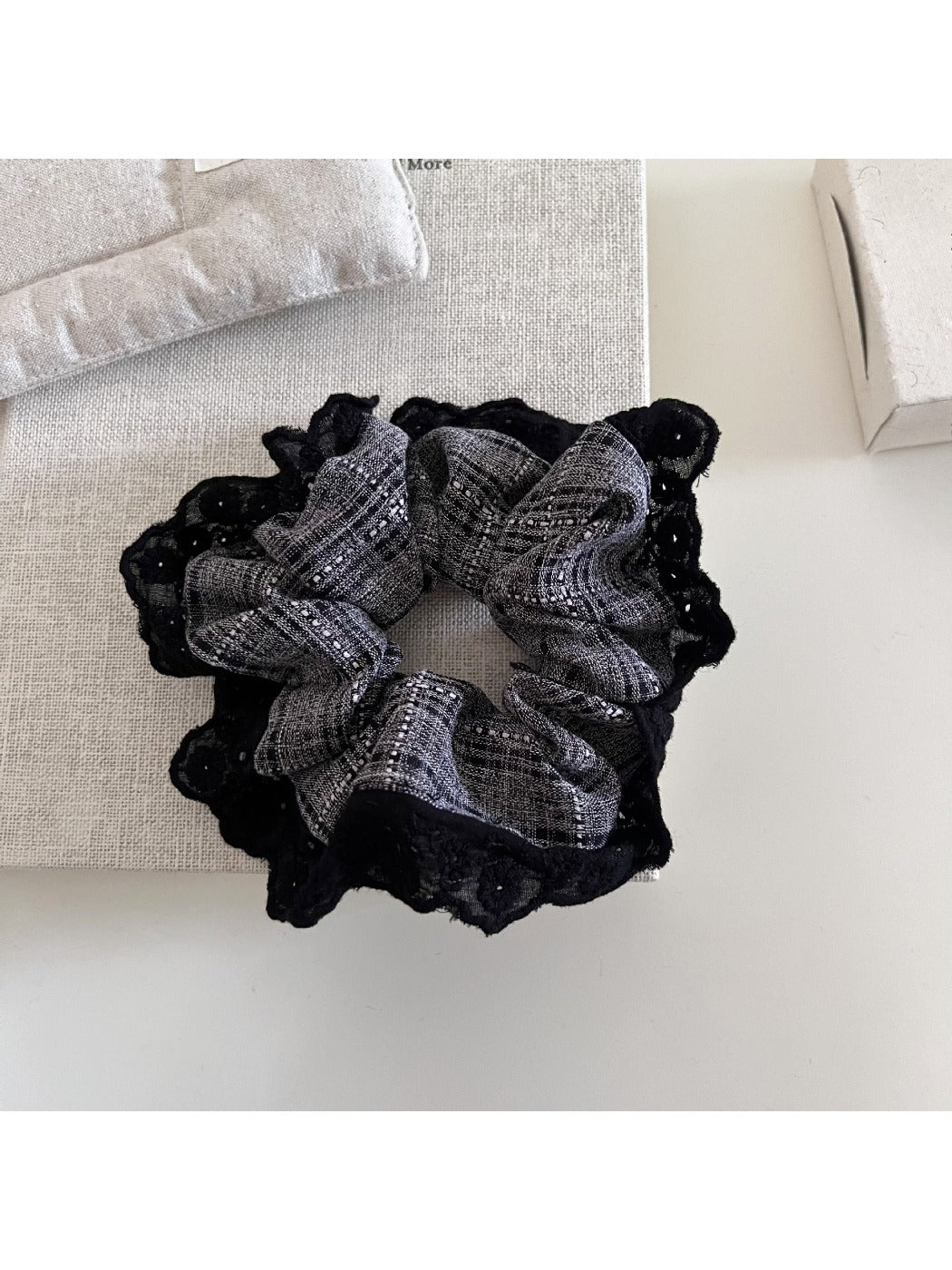Gifty - Plaid Lace Trim Scrunchie Hair Tie