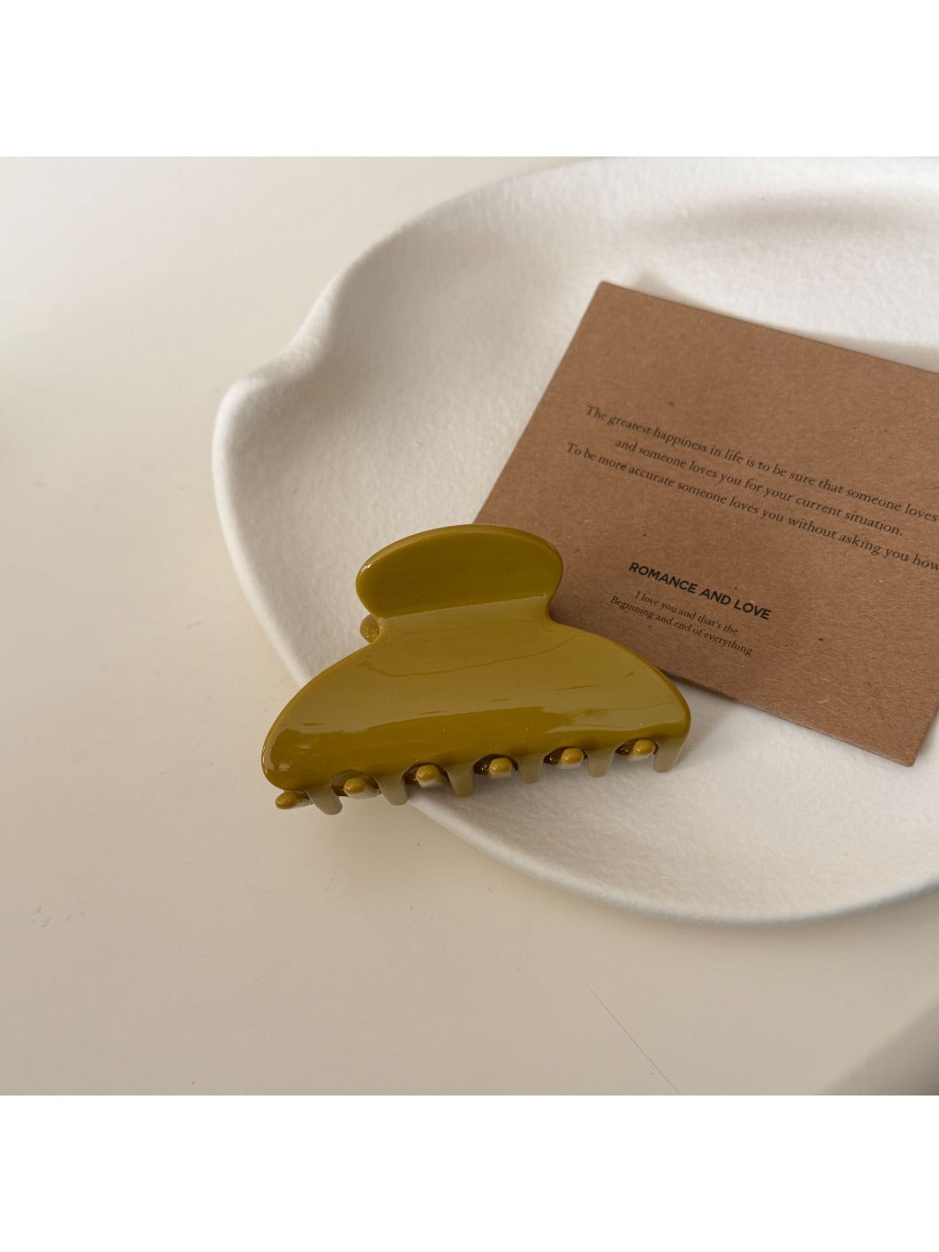 Beau - Elegant Solid Color Hair Clip