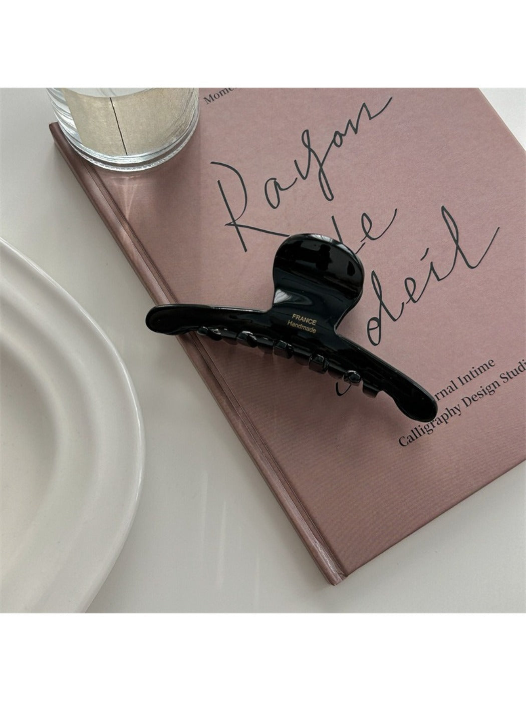 Beau elegant chic acetate claw clip packaged in branded box with logo