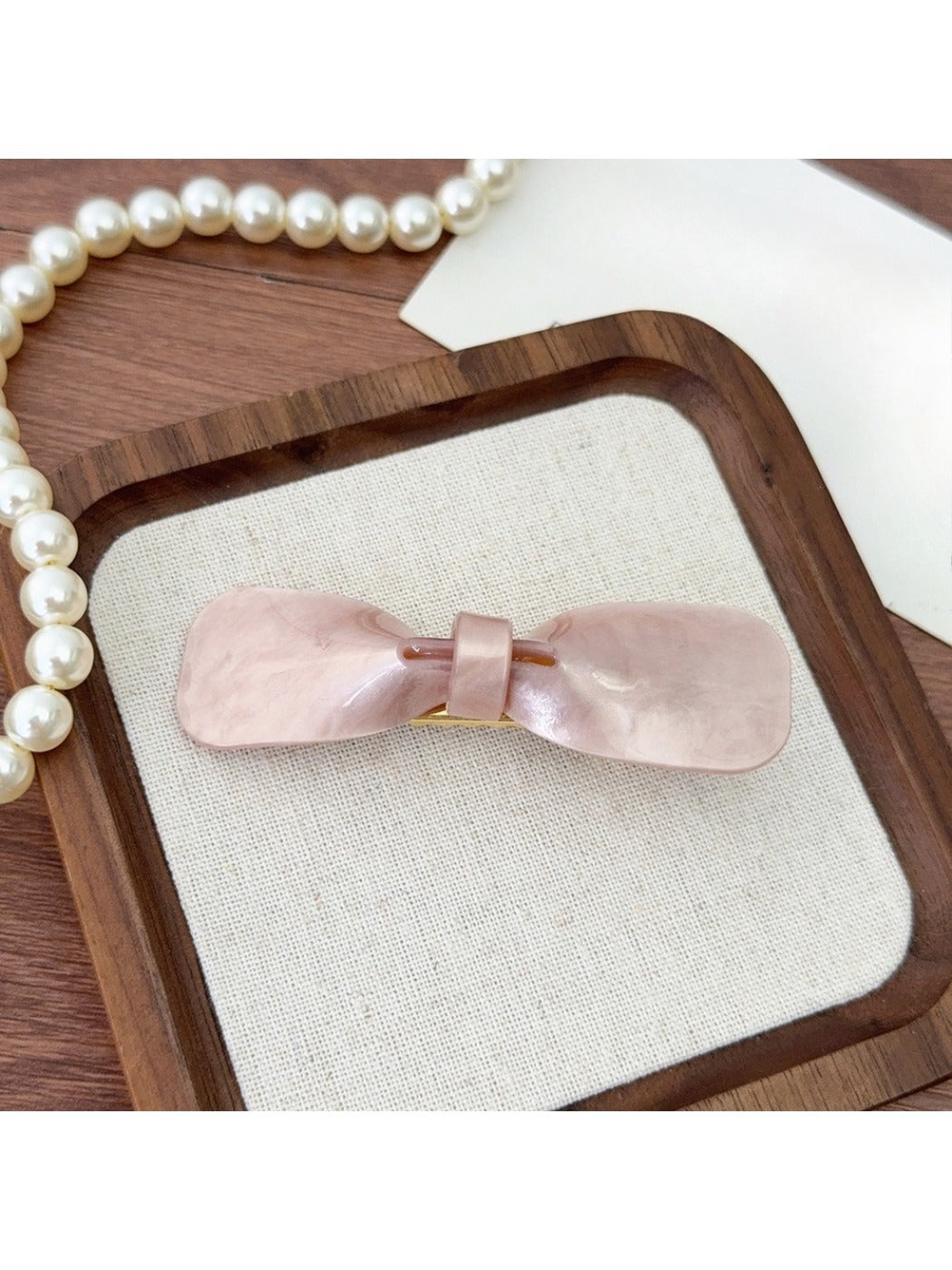 Beau - Cute Acetate Bow Hair Clip
