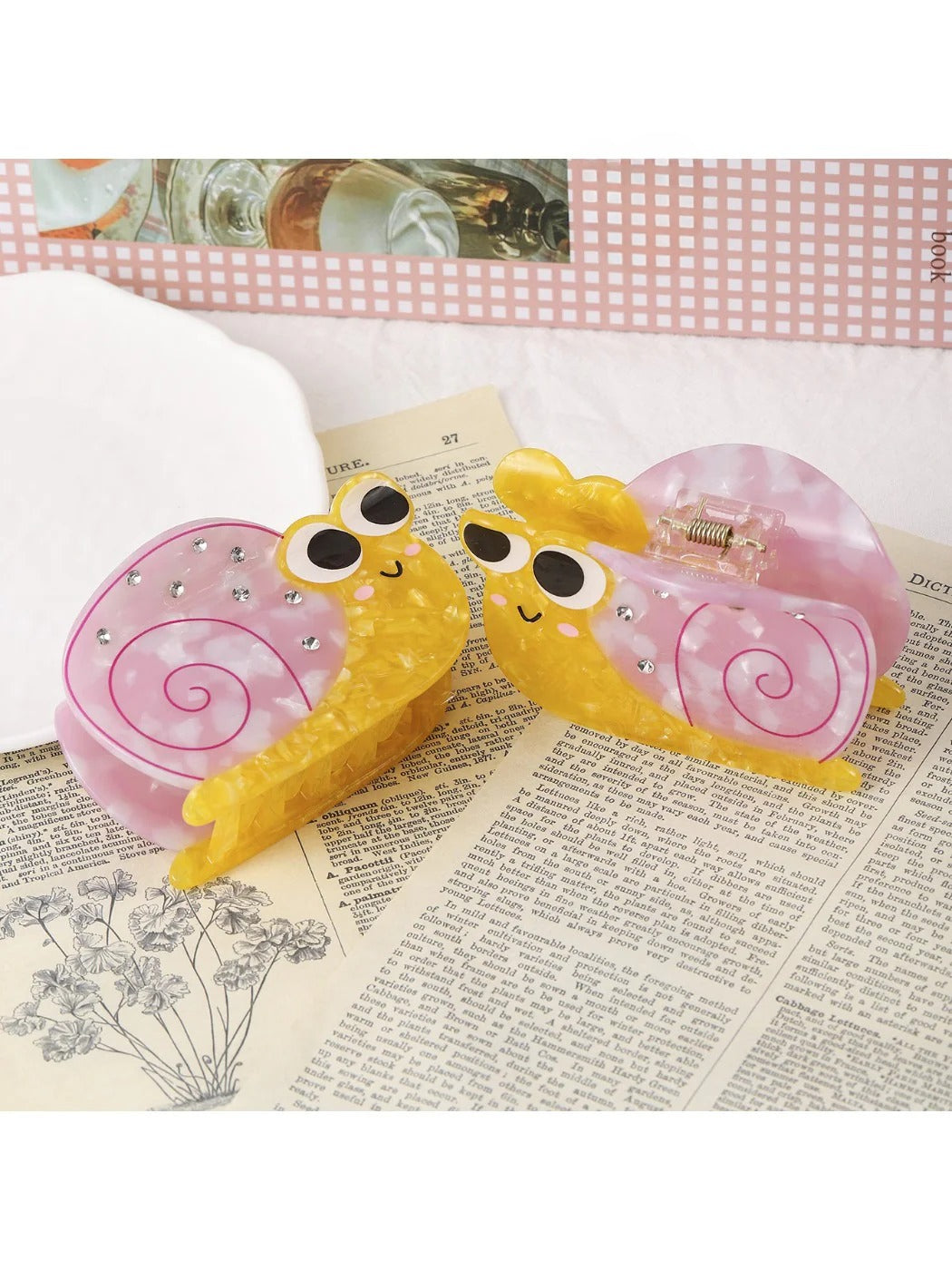 Beau - Adorable Snail Shaped Hair Claw Clip