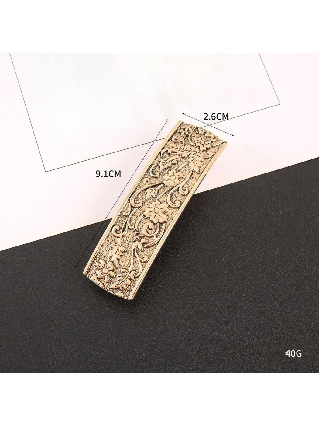 Beau - Sophisticated Rectangular Retro Hair Clip