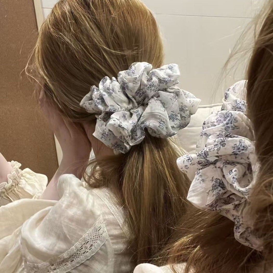 Gifty - Retro Floral Print Polyester Scrunchie