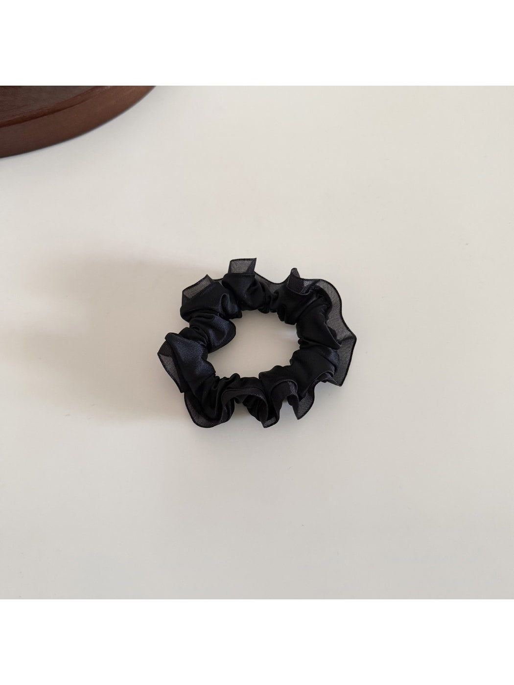 Gifty - Simple Ruffle Edge Polyester Scrunchie