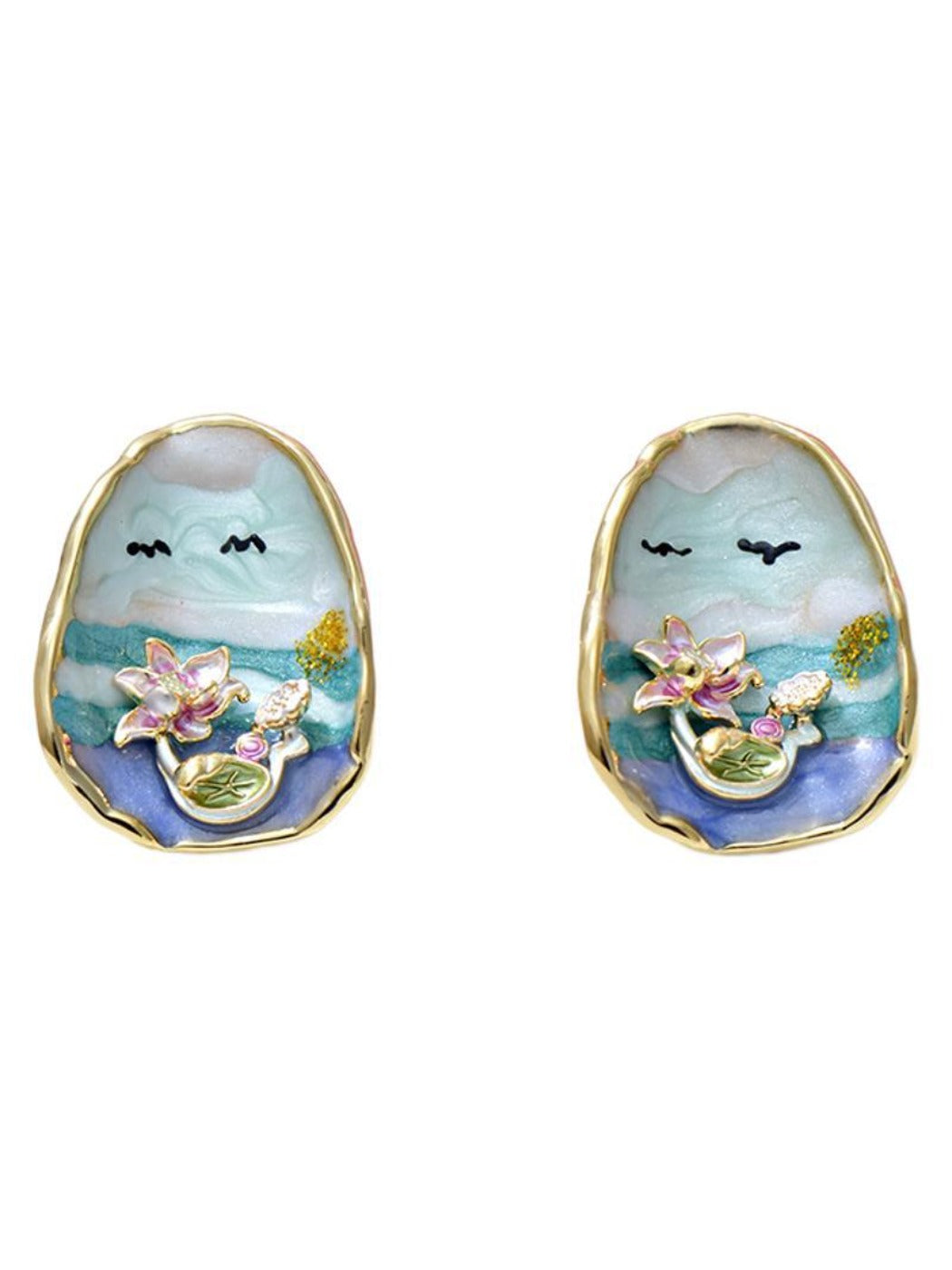 Earedge - Parisian Lotus Pod Stud Earrings