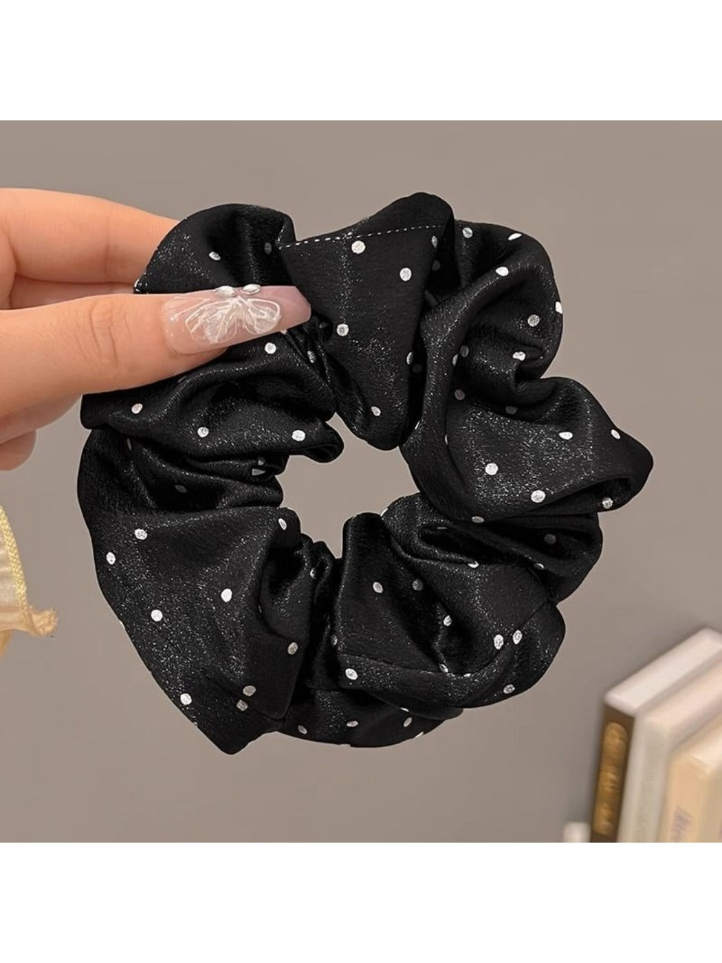 Gifty - Soft Polka-Dotted Satin Scrunchies