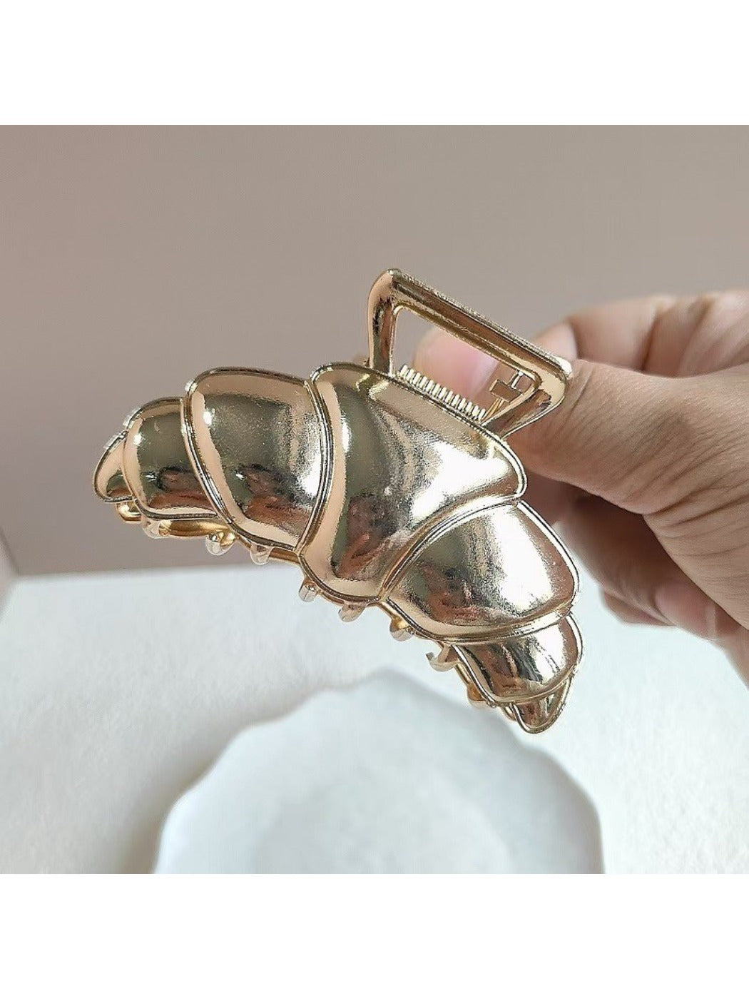 Beau - Metal Solid Color Hair Clip