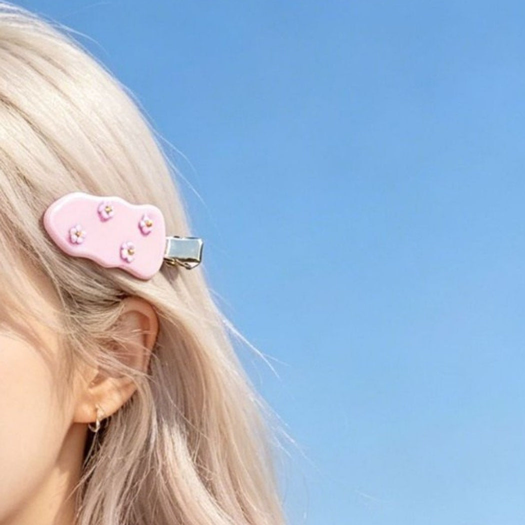 Beau - Glossy Pink Wavy Flower Hair Clip