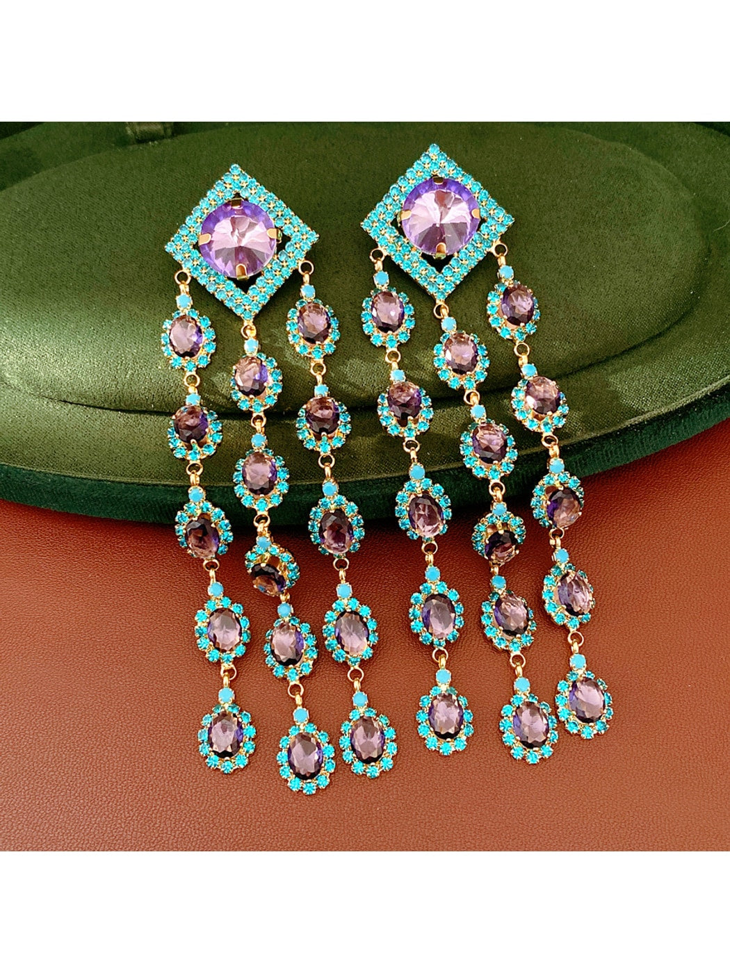 Earedge - Vintage Rhinestone Geometric Tassel Earrings
