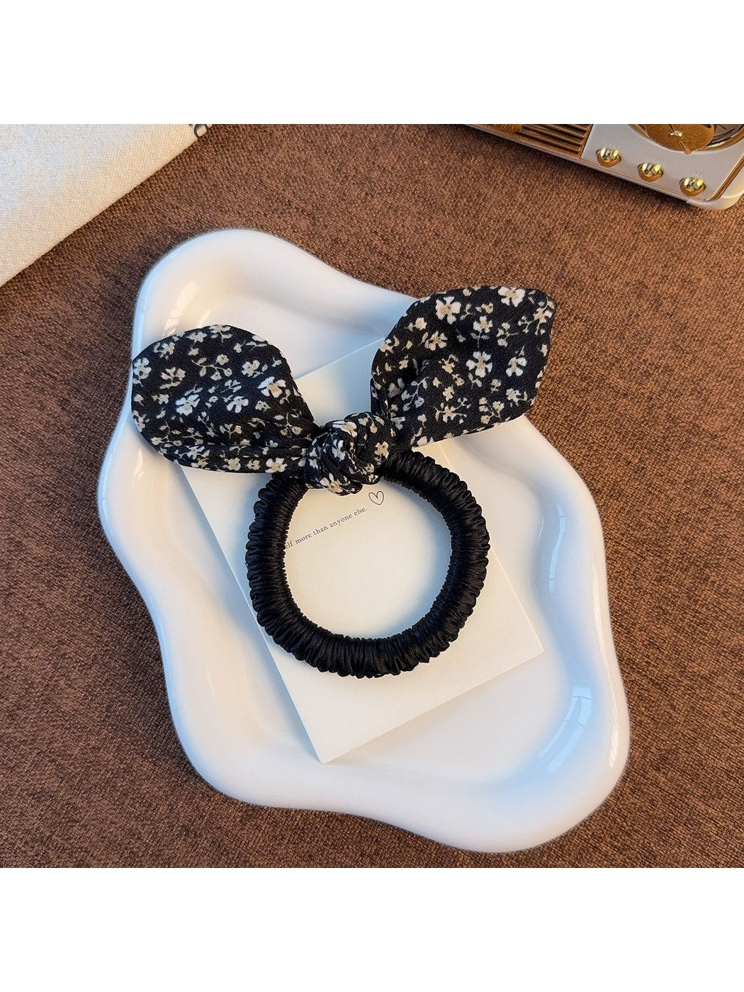 Gifty - Floral Bunny Ear Bow Detail Polyester Hair Tie