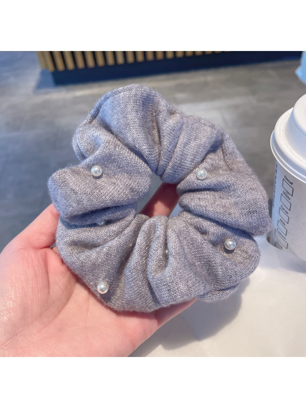 Gifty - Fall Winter Crinkle Bead Scrunchie