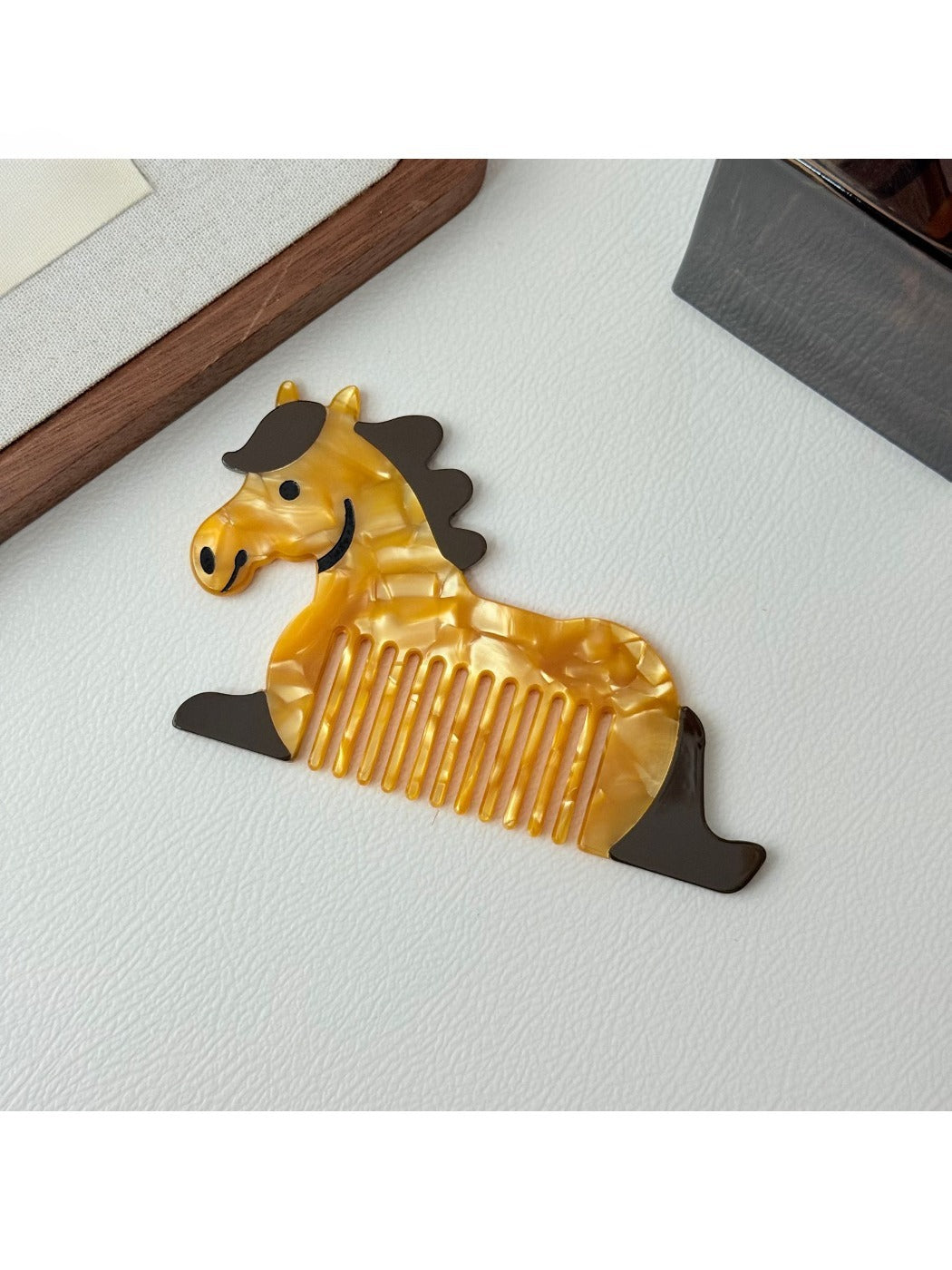 Camerow - Cute Cartoon Pony Wide Tooth Comb