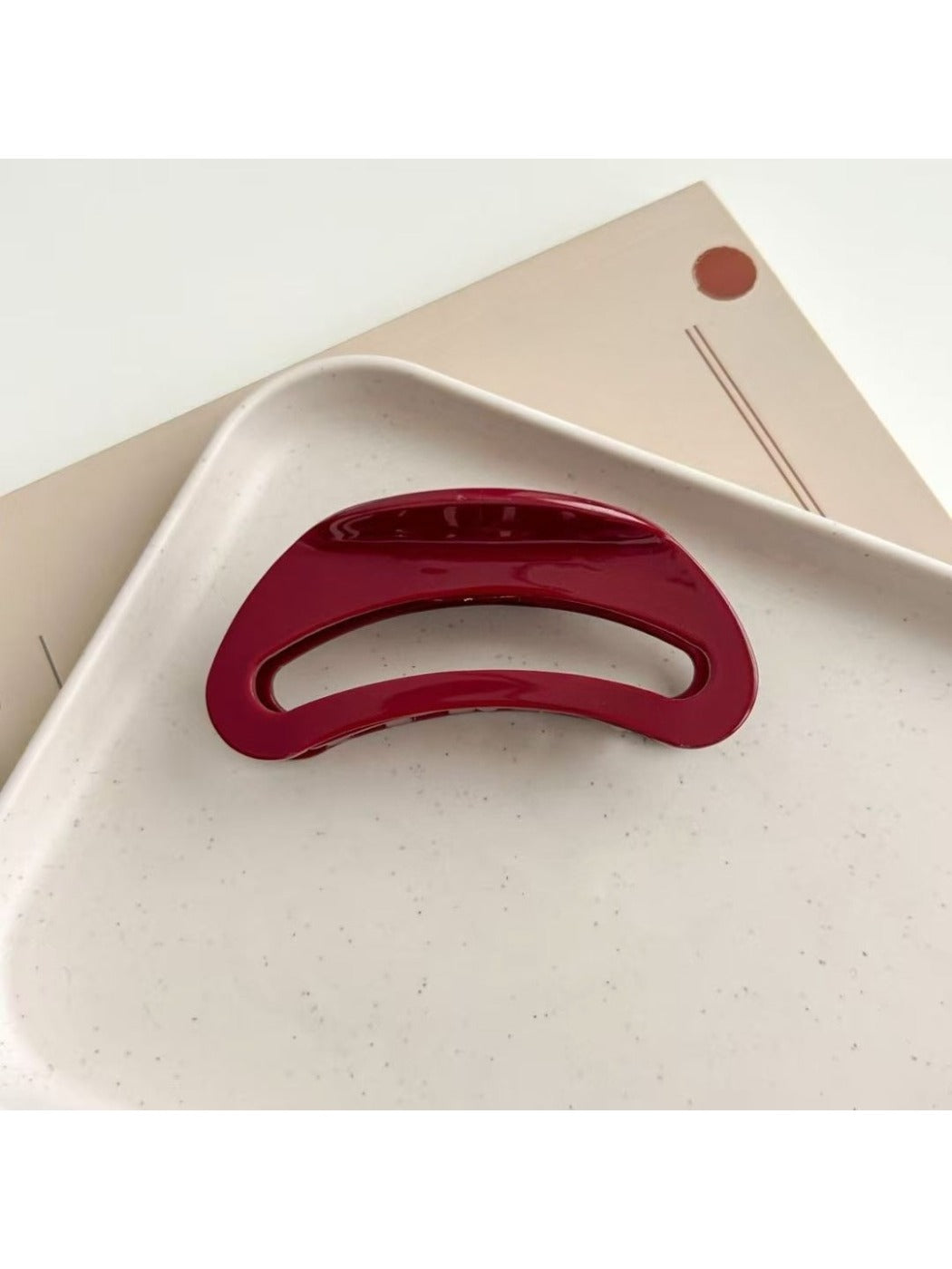 Beau - Retro Semi Circular Acetate Hair Clip