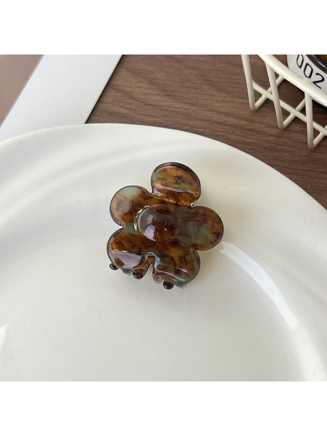 Beau - Floral Hair Claw Clip