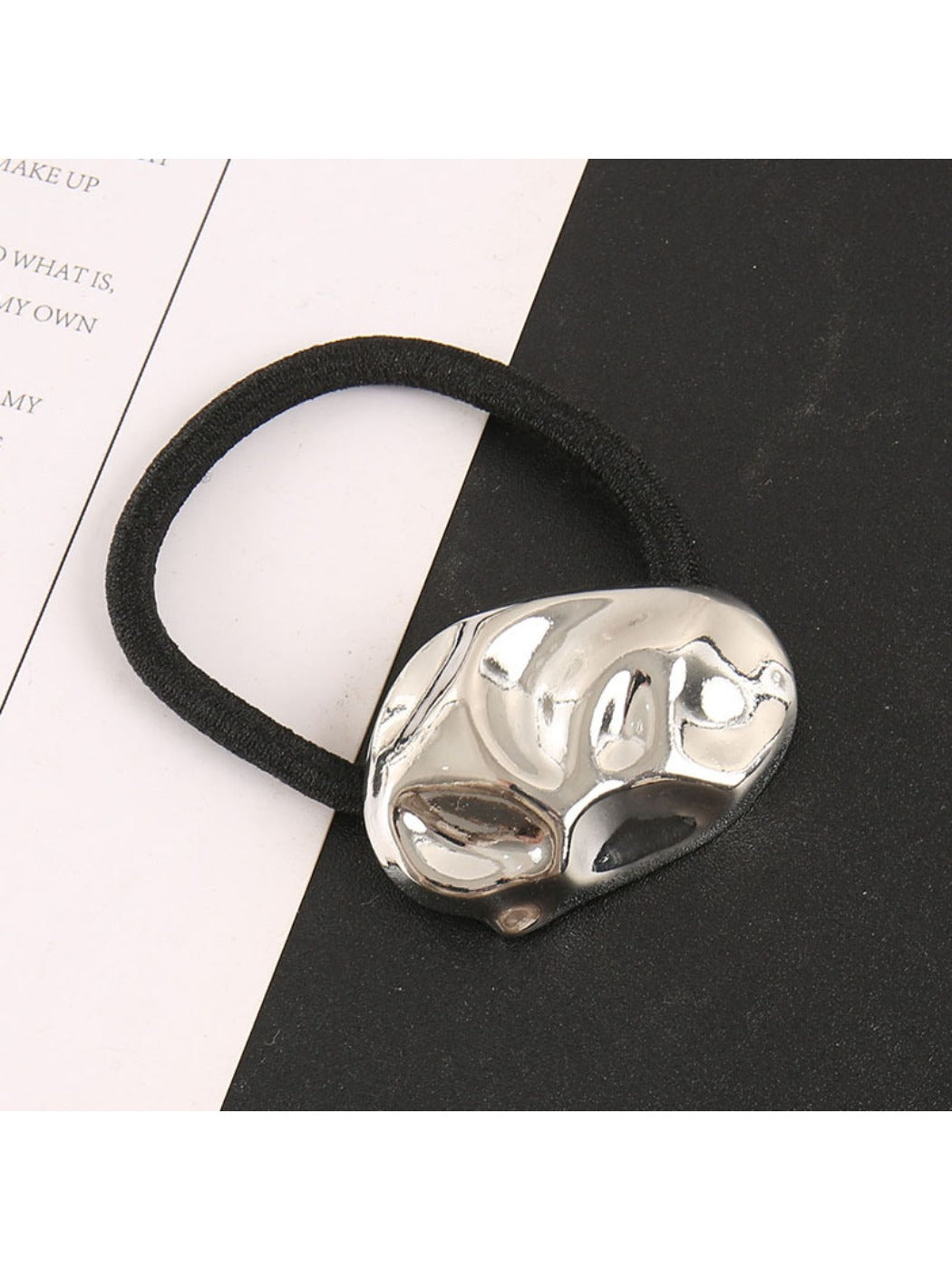 Gifty - Minimalist Oval Shaped Hair Ties