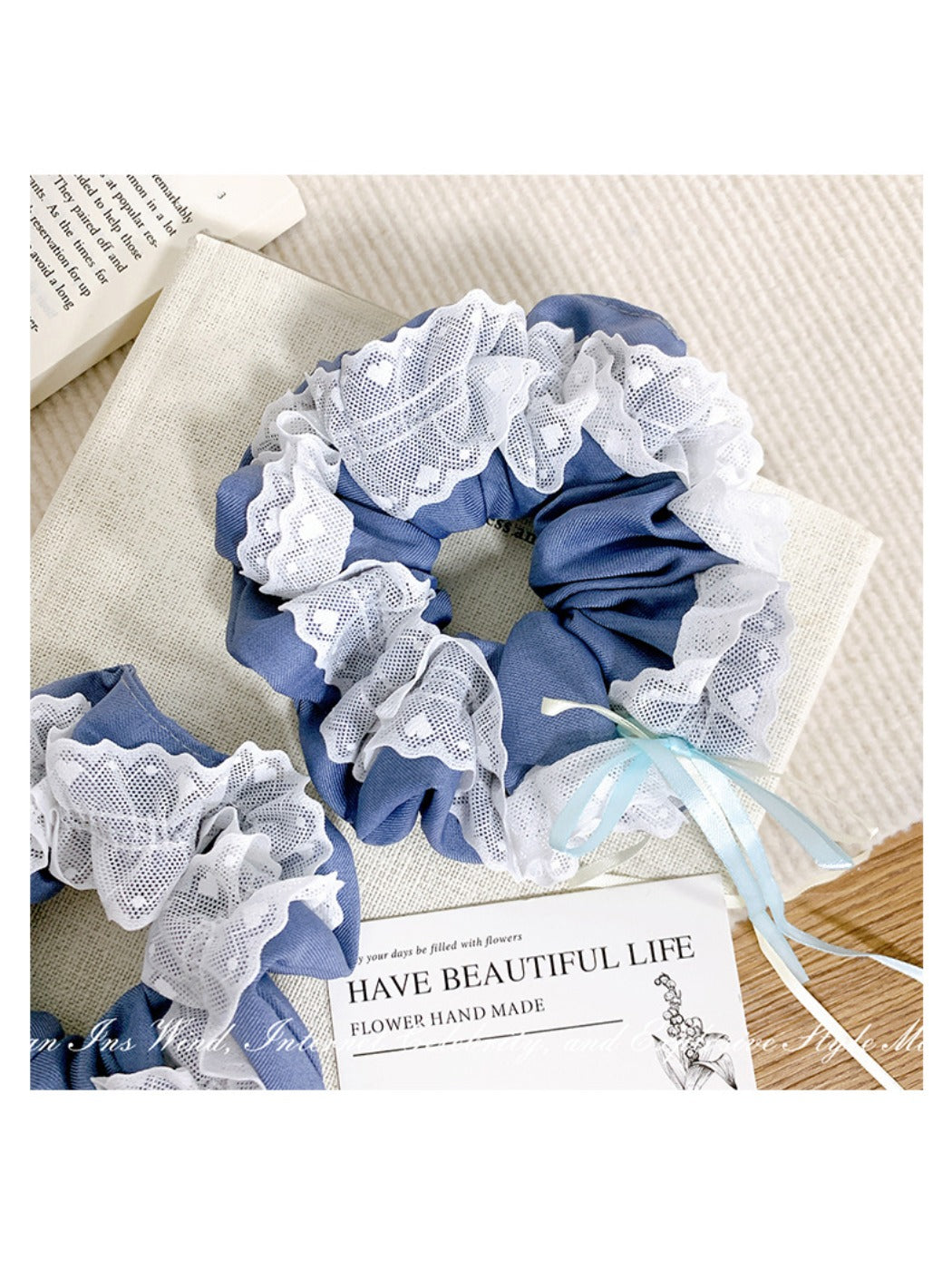 Gifty - Lace Trim Denim Bow Scrunchies