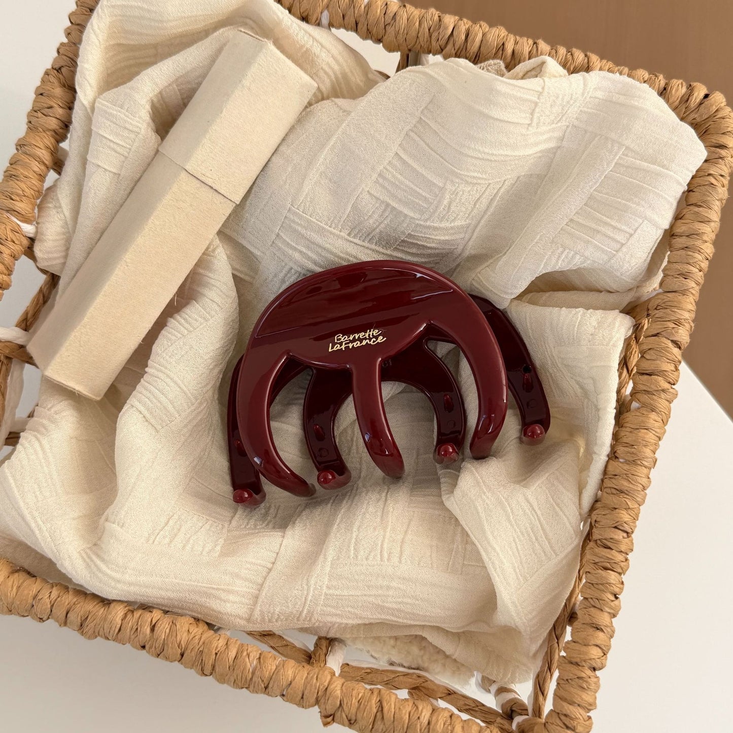 Beau - Large Octopus Tentacle-Shaped Hair Clip