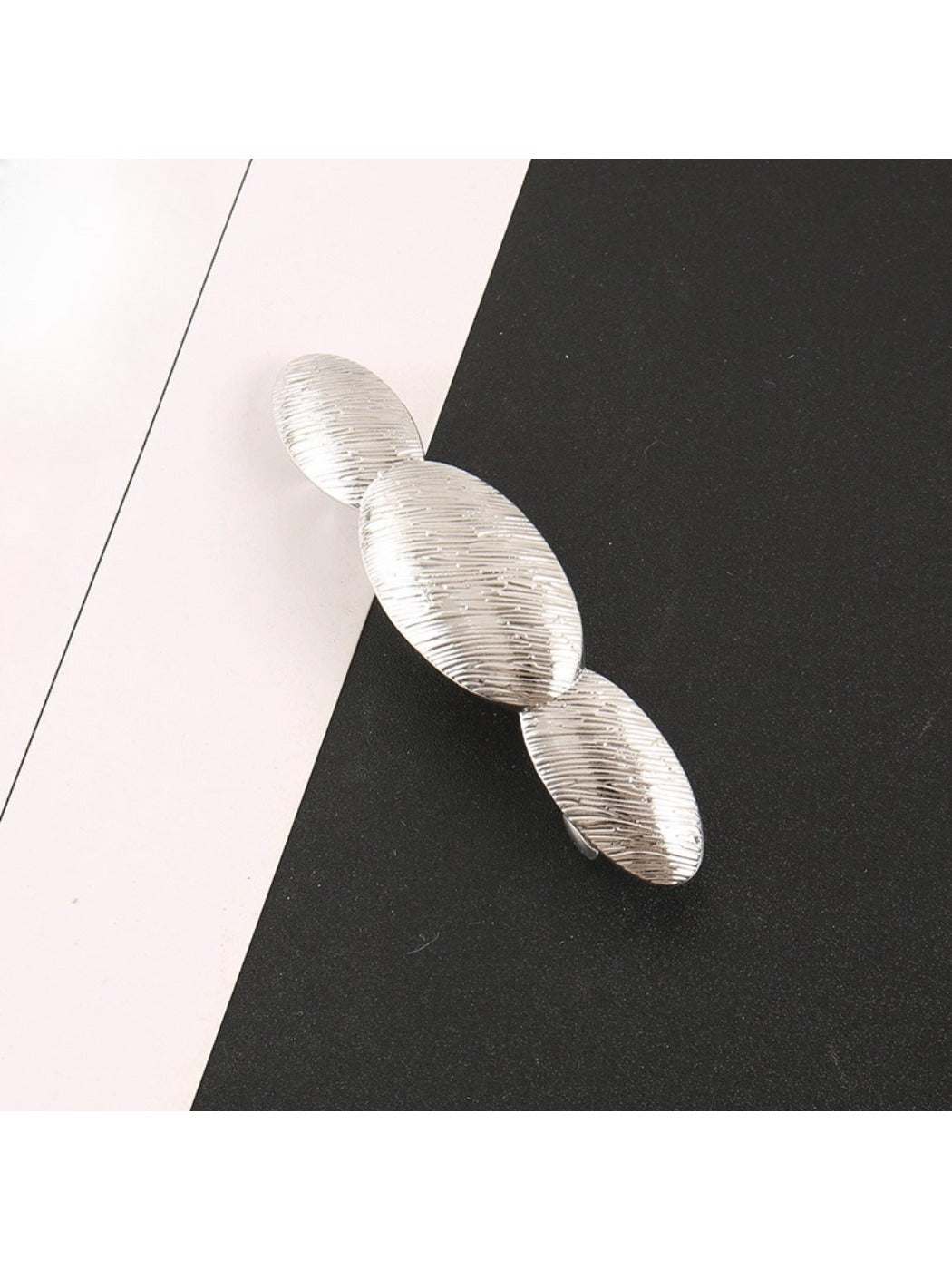 Beau - Minimalist Geometric Style Hair Clip