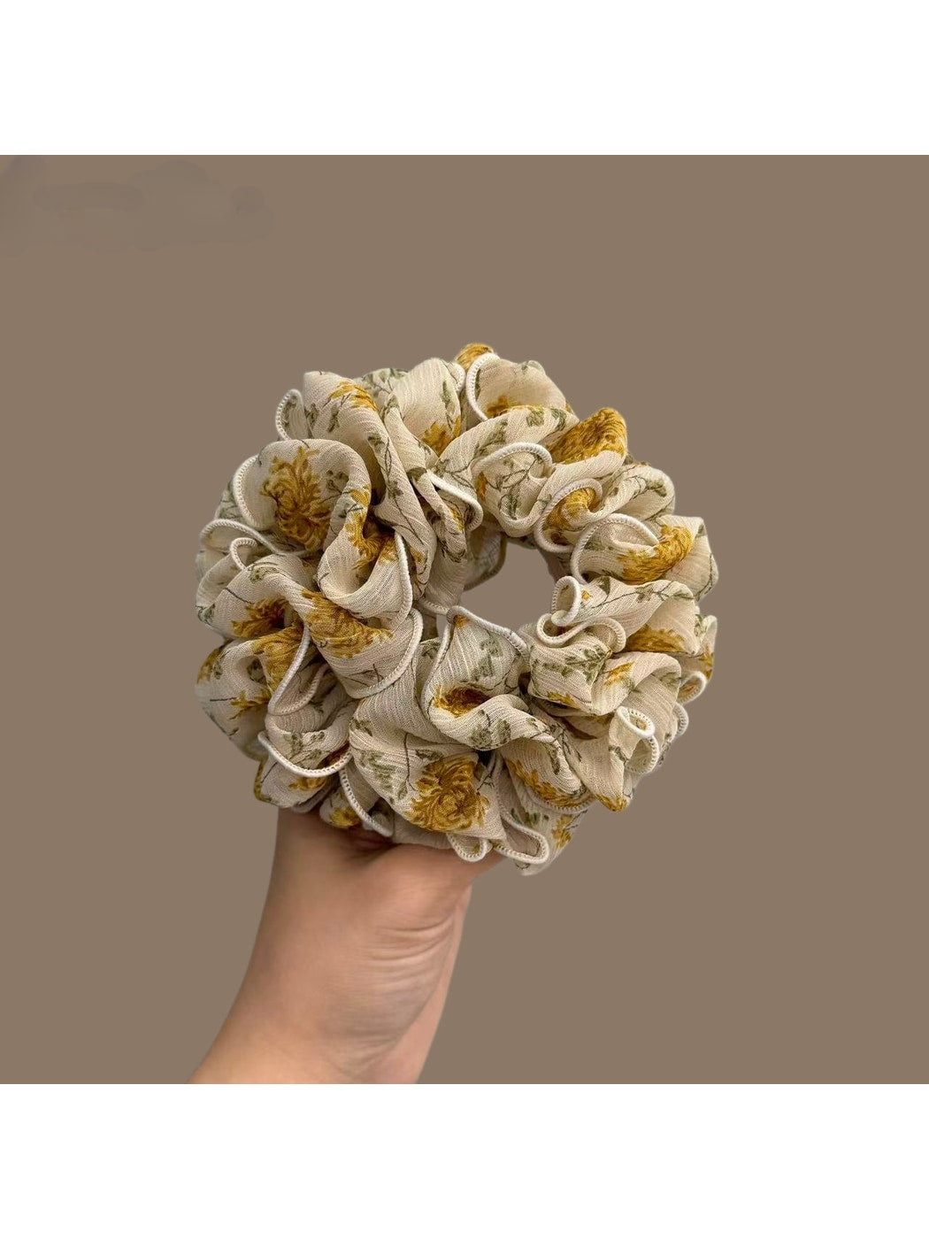 Gifty - Flower Print Ruffled Polyester Scrunchie