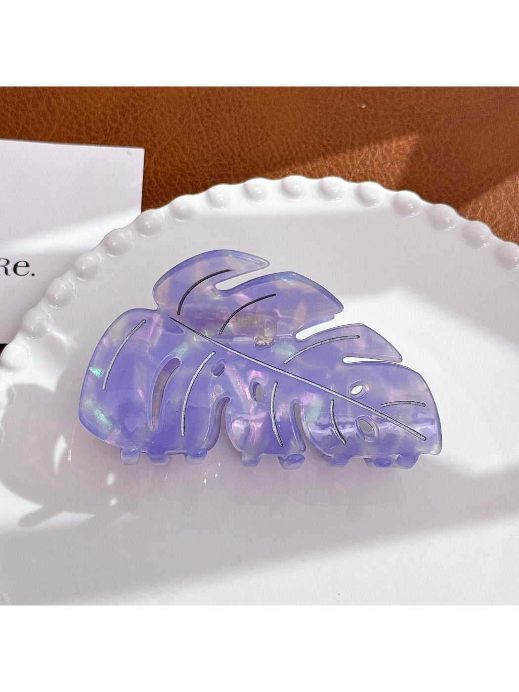 Beau - Leaf Shaped Hair Clip Large Acetate Hair Claw