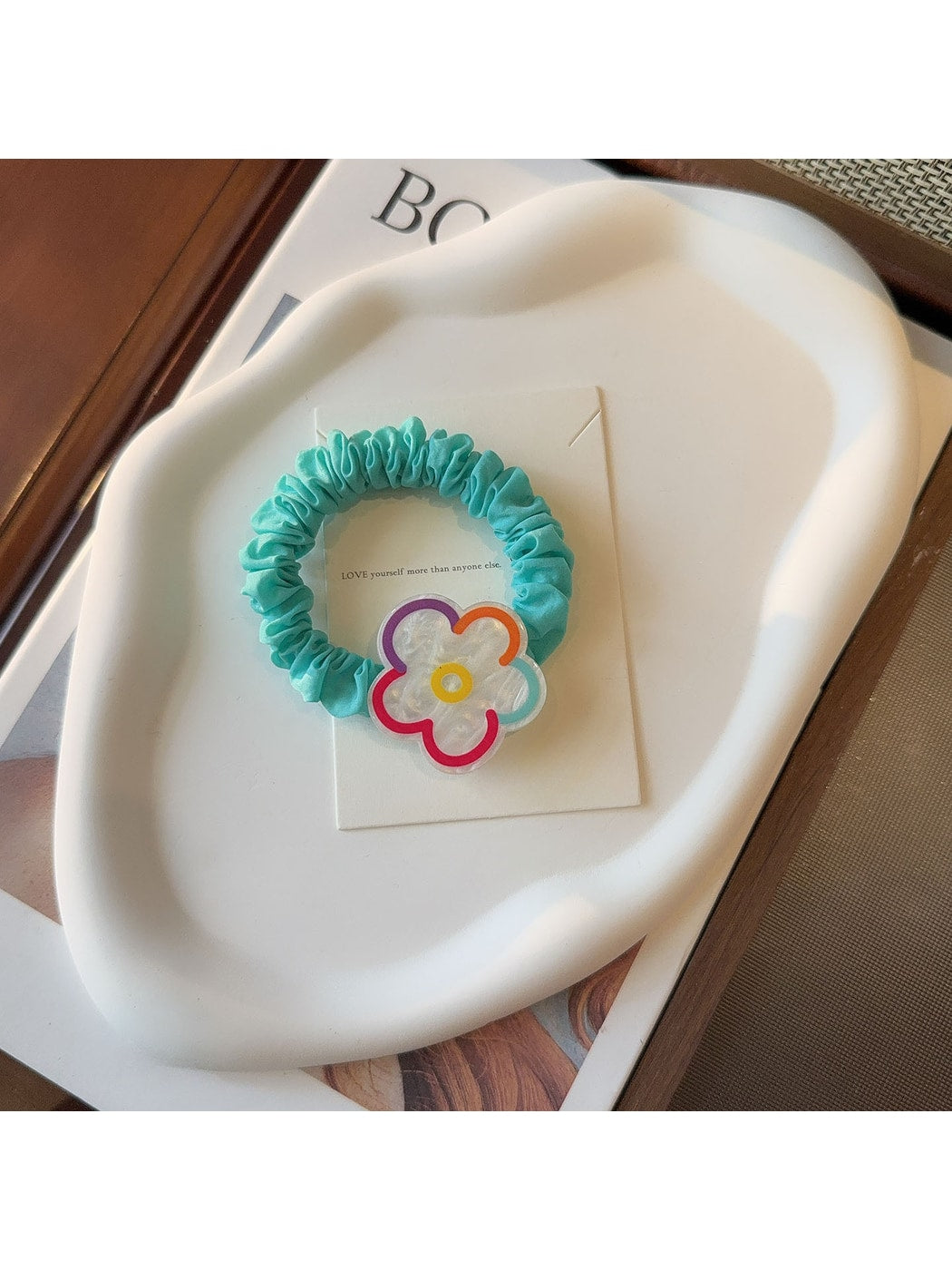 Gifty - Cute Acrylic Bear Smiley Flower Hair Tie