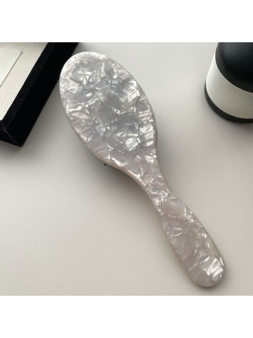 Camerow - Vintage Cushioned Massage Brush