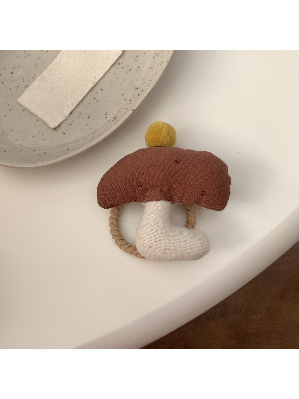 Gifty - Cartoon Mushroom Hair Tie