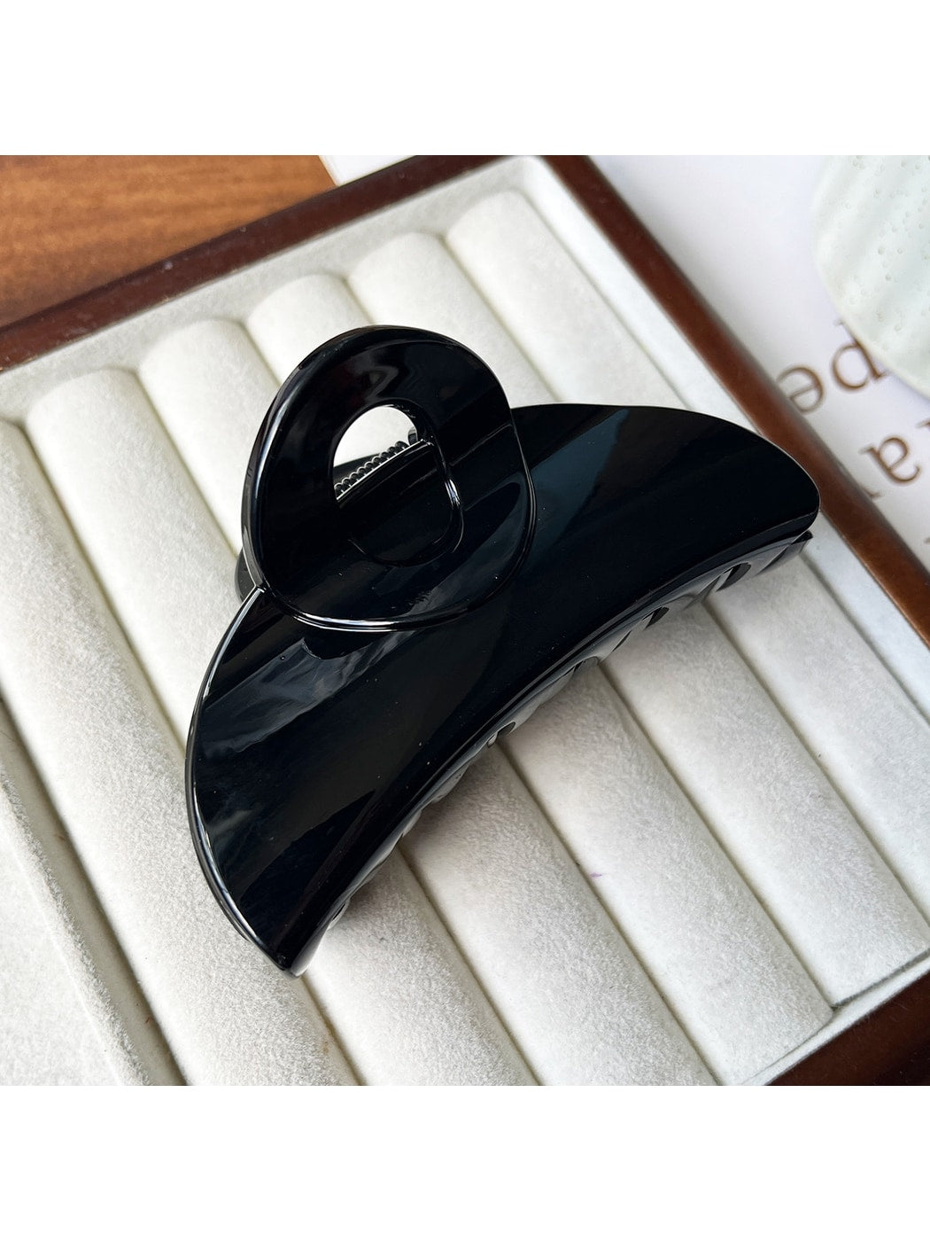Beau - Glossy Geometric Ring Detail Half Moon Claw Clip