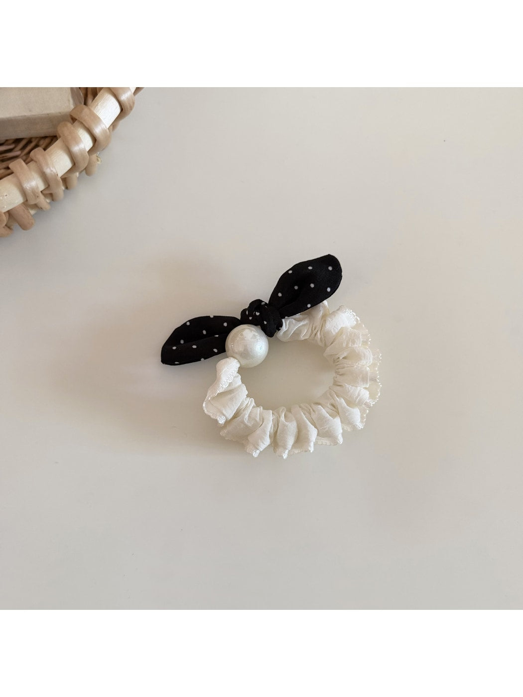 Gifty - Polka Dot Rabbit Ear Bow Elastic Scrunchie
