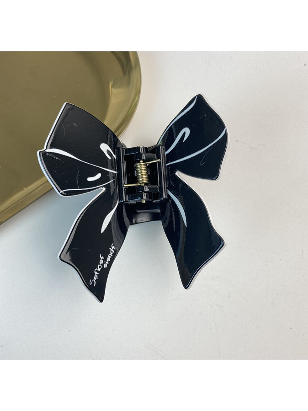 Beau - Butterfly-Shaped Shark Clip