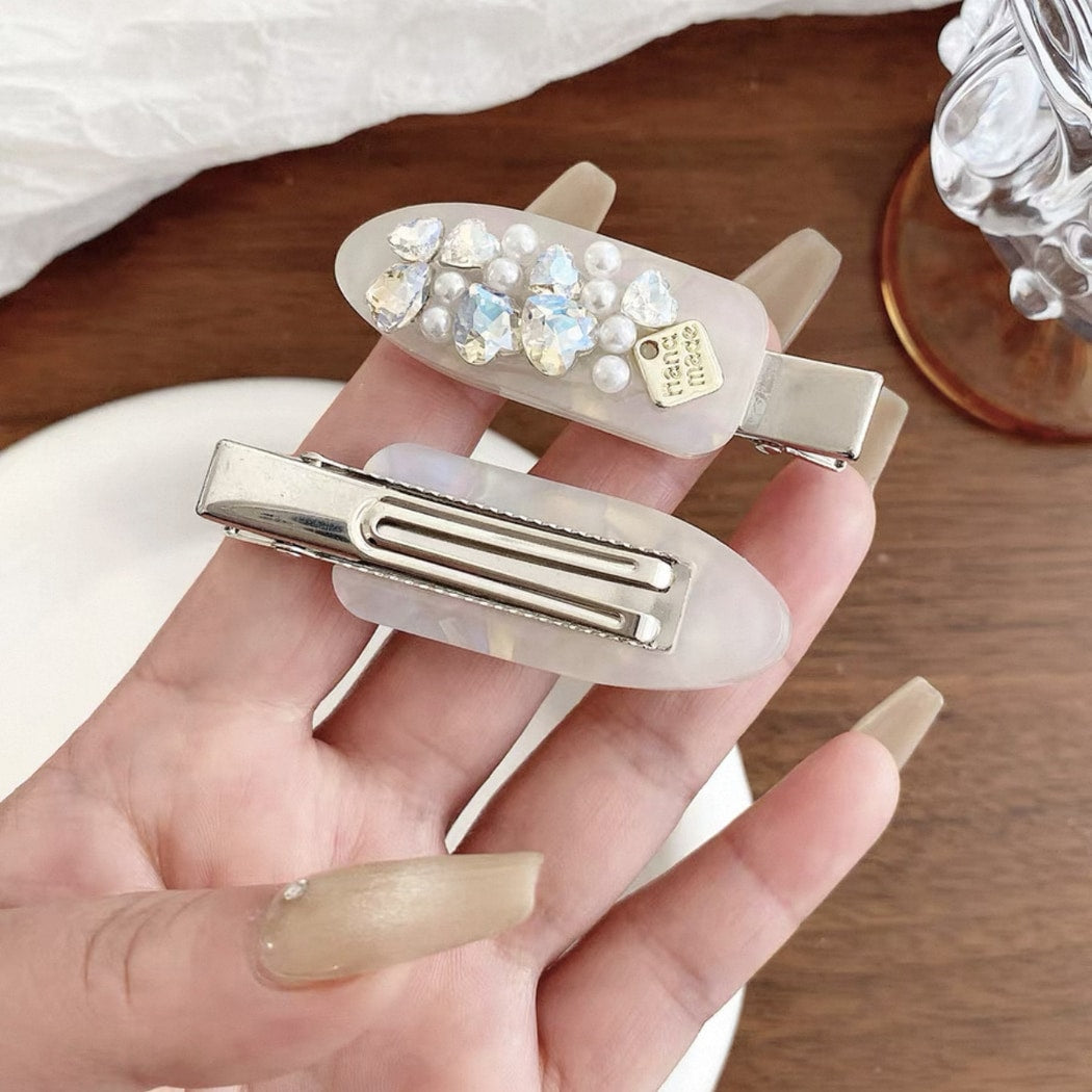 Beau - Faceted Heart Design Bangs Hair Clip