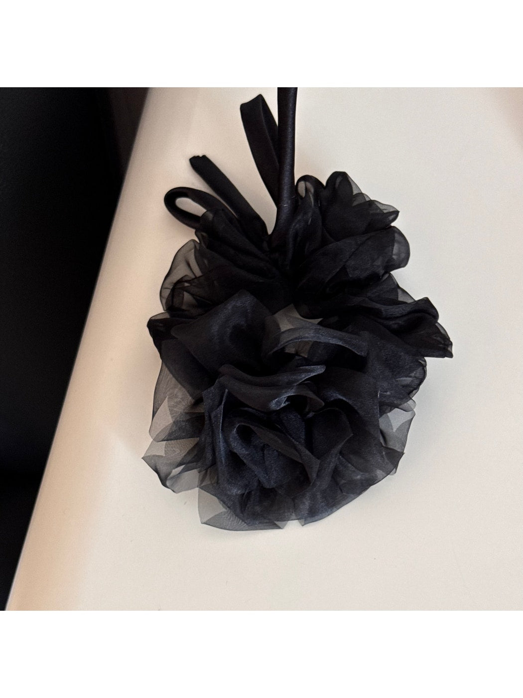 Gifty - Floral Ruffled Mesh Bow Scrunchie