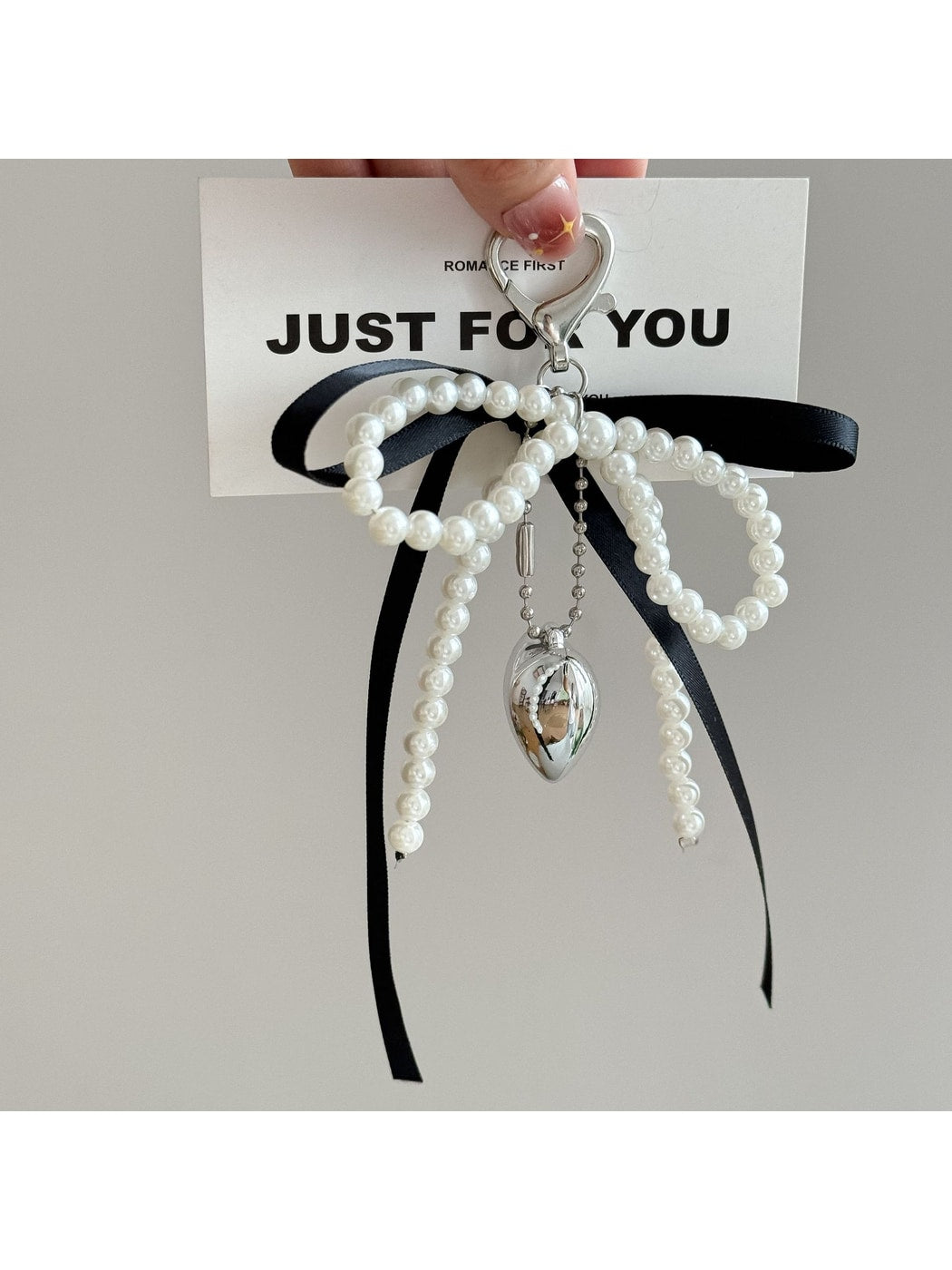 Keypus - Beaded Bow Heart Pendant Bag Charm Keychain
