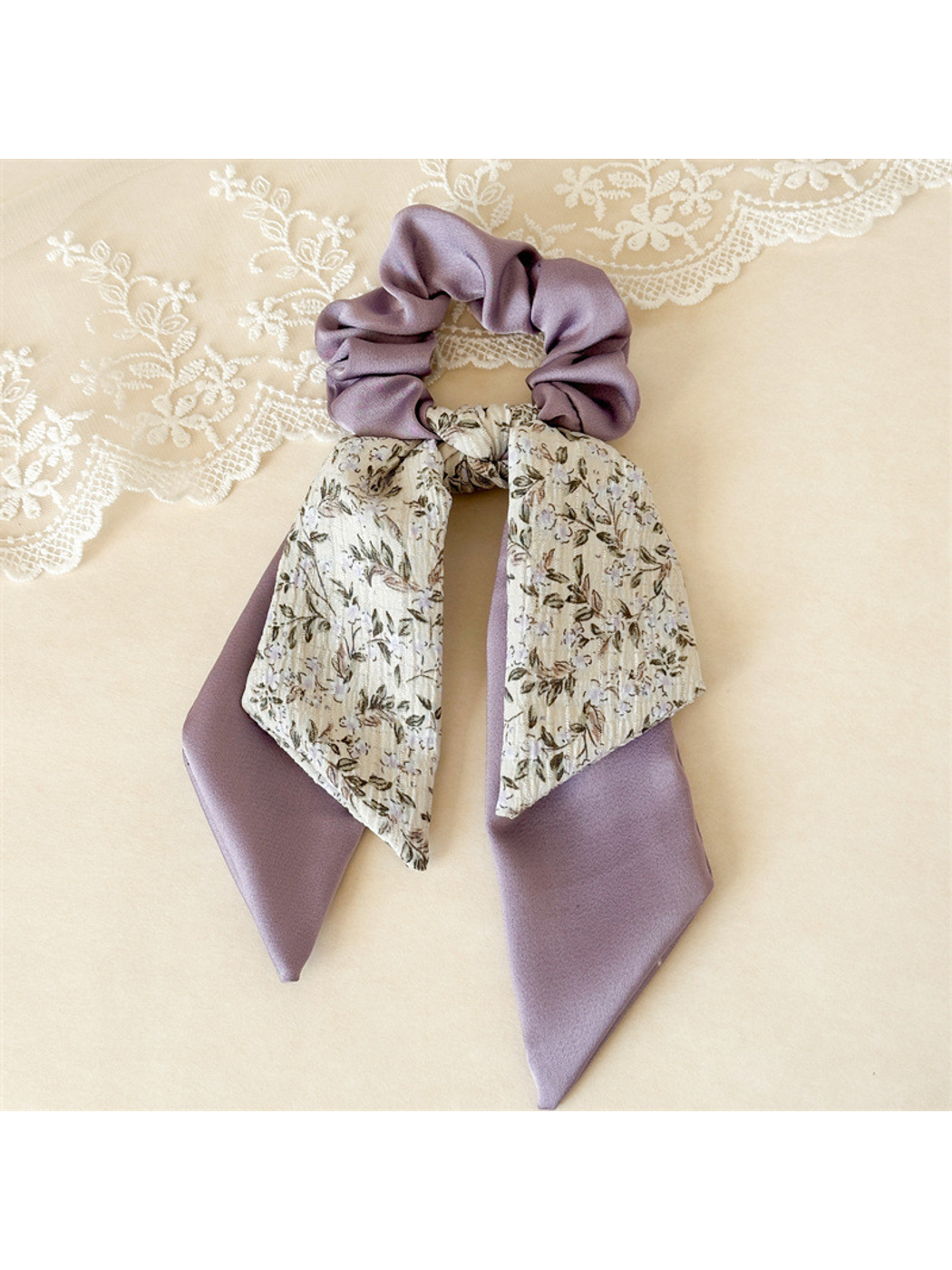 Gifty - Floral Ribbon Tail Layered Bow Scrunchie