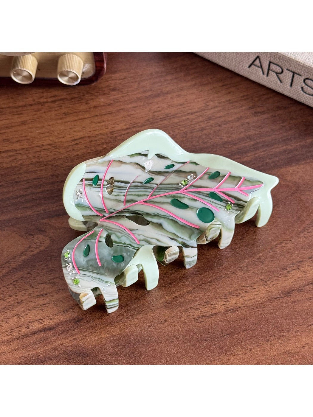 Beau - Elegant Leaf Hair Clip Hollow Design