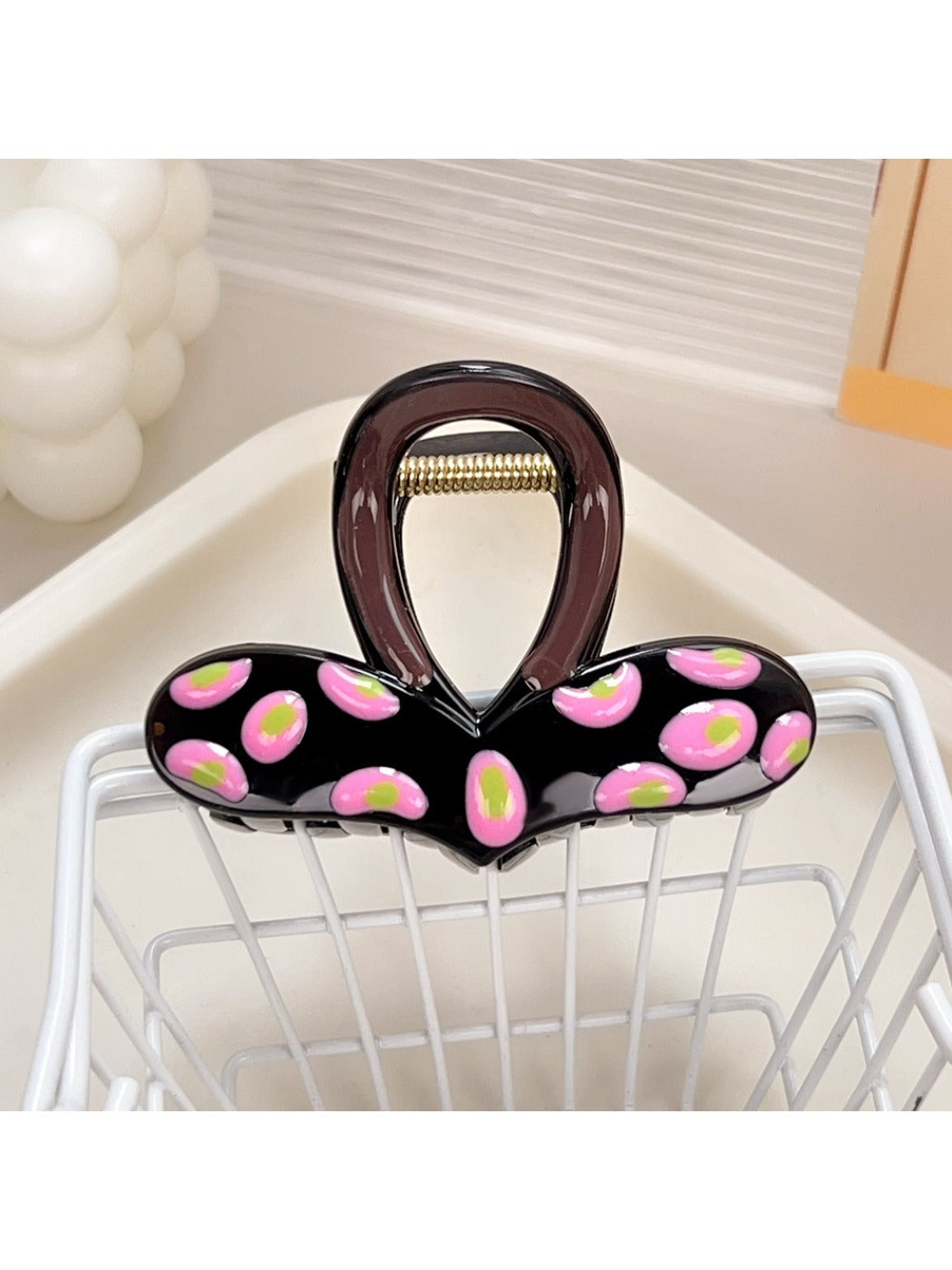 Beau - Heart Dot Hair Clip