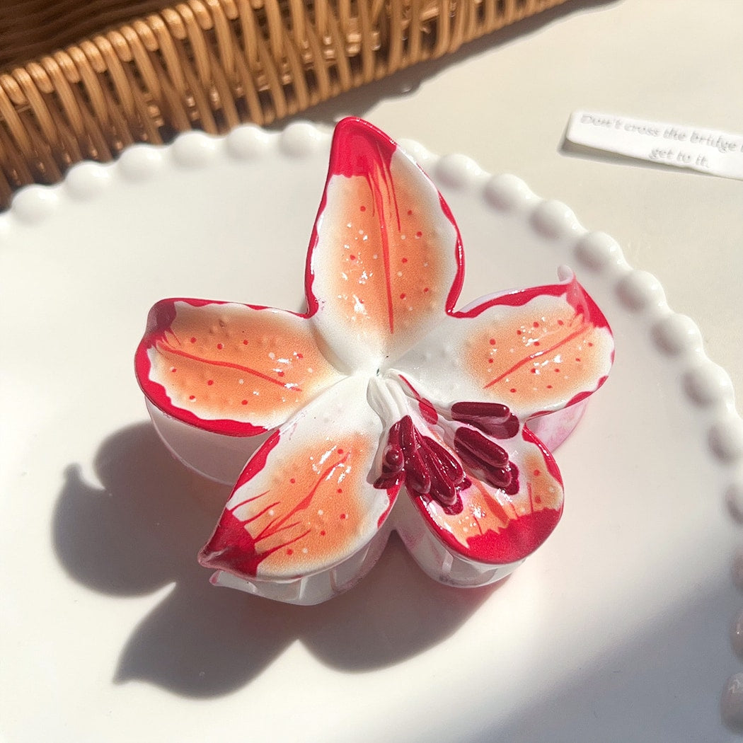 Beau - Bright Flower Shaped Cute Claw Clip