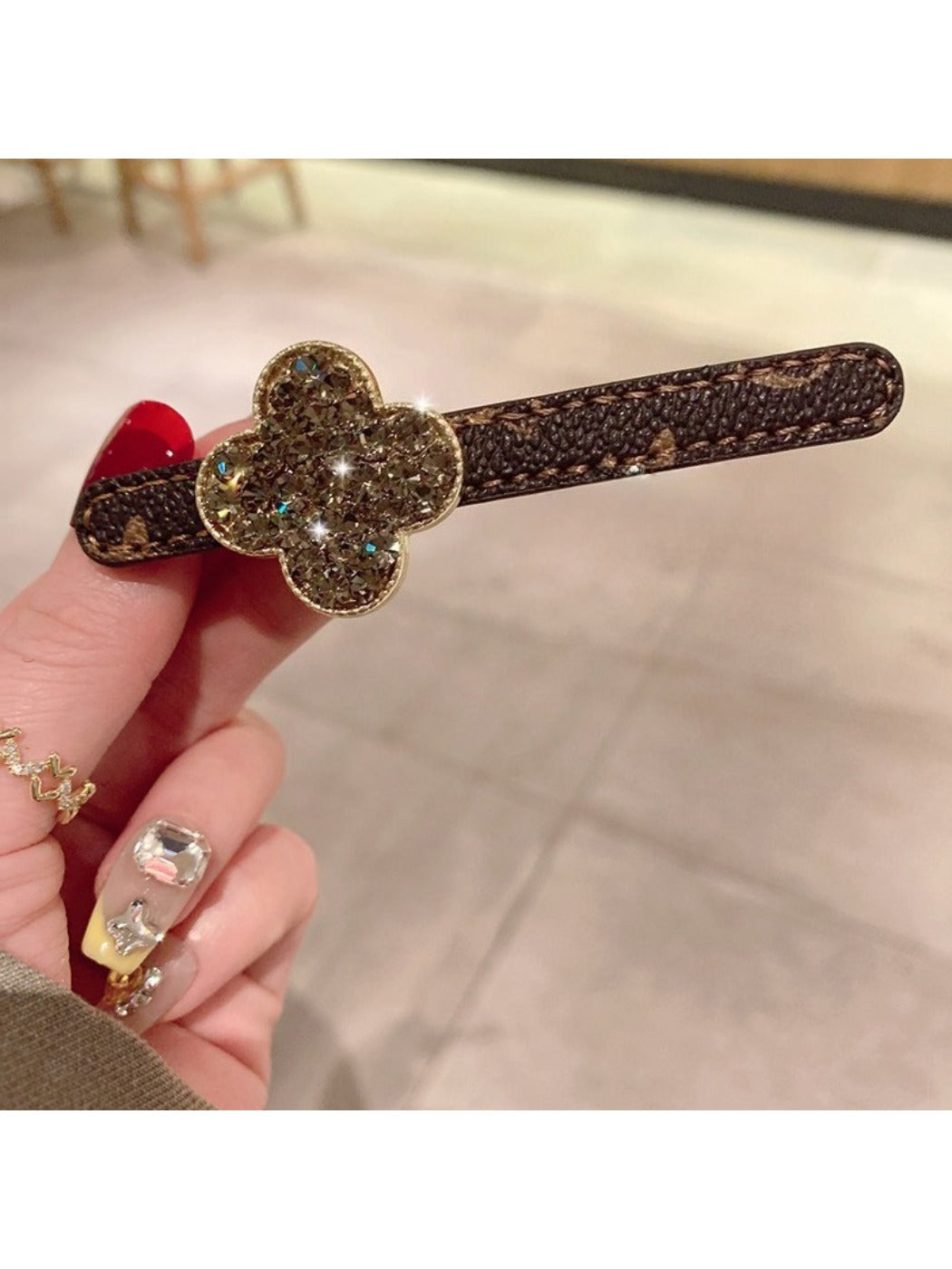 Beau - Vintage Coffee Straight Hair Clip