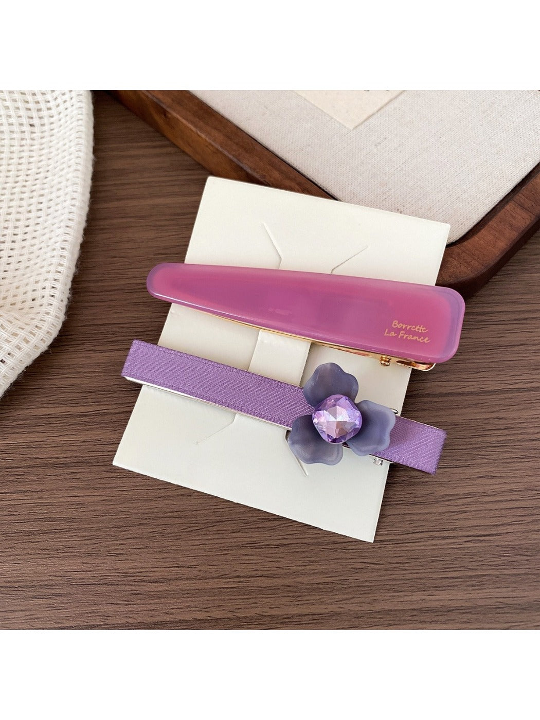 Beau - Elegant Flower Oval Hair Clip