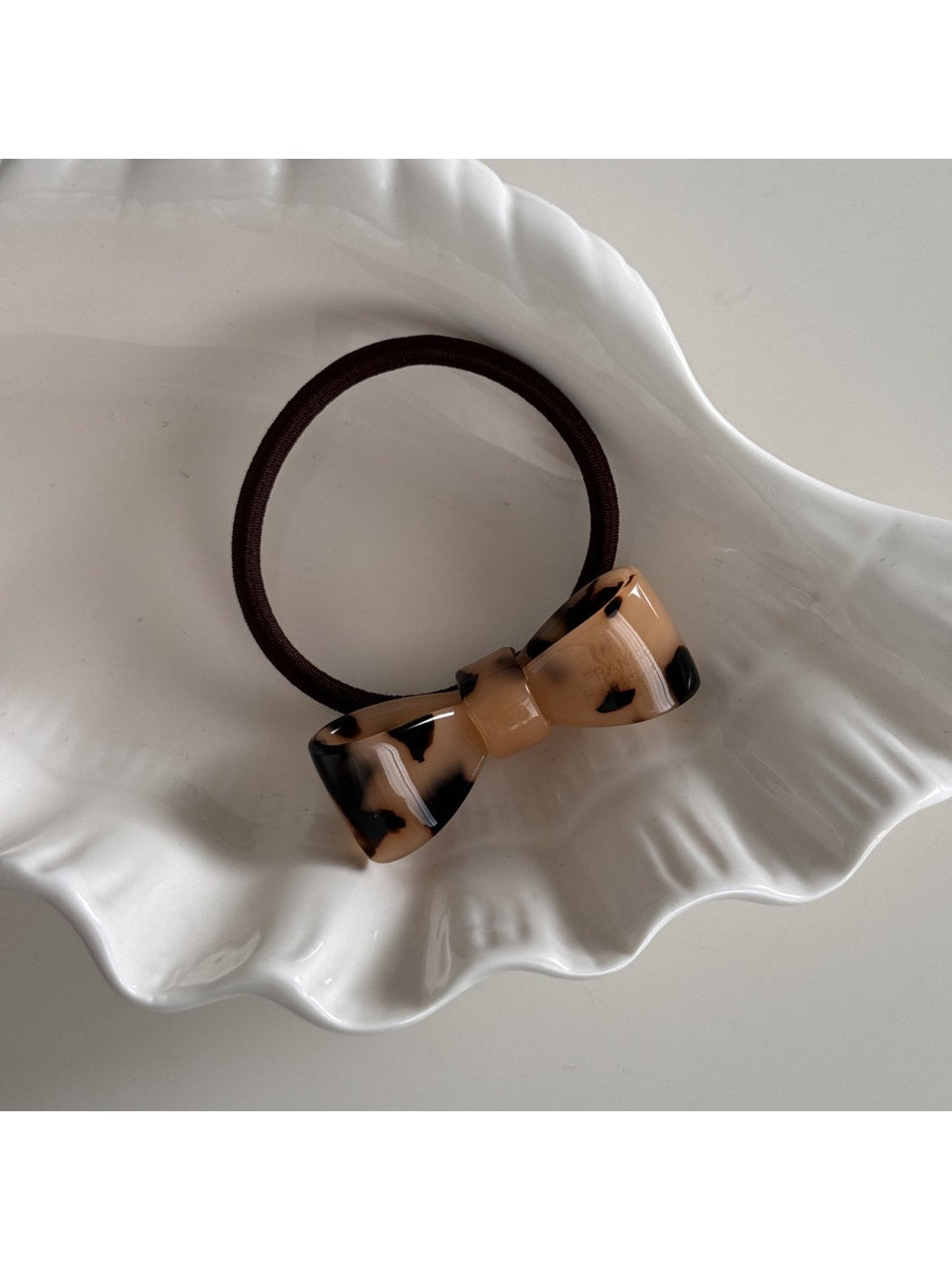 Gifty - Glossy Acetate Bow Elastic Hair Tie