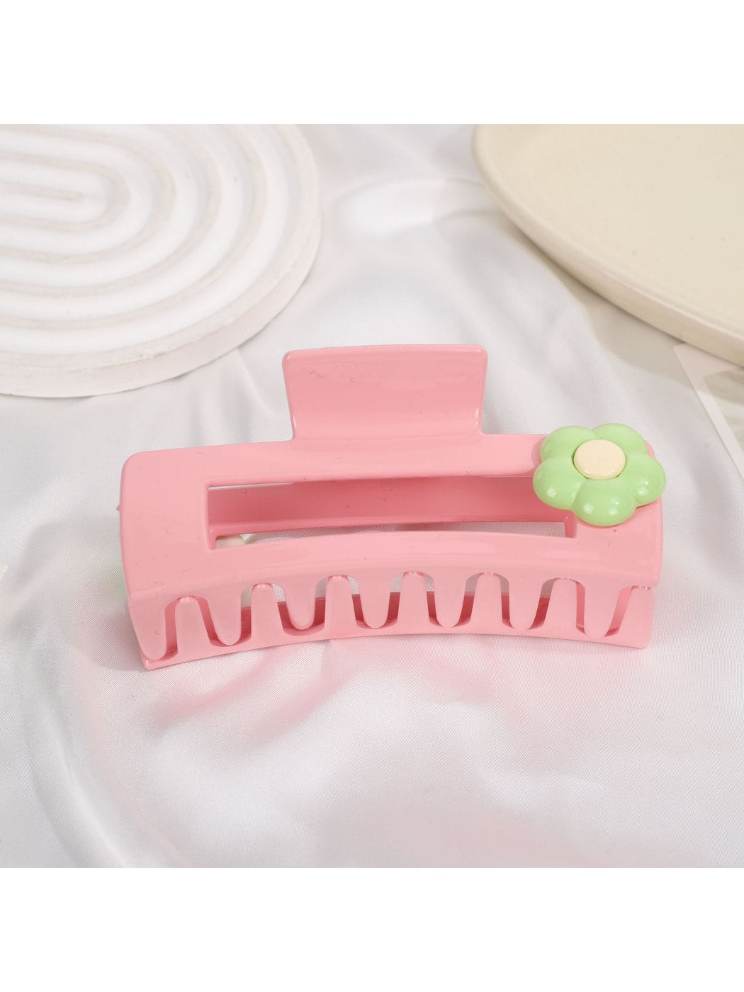 Beau - Plastic Alloy Square Hair Claw Clip