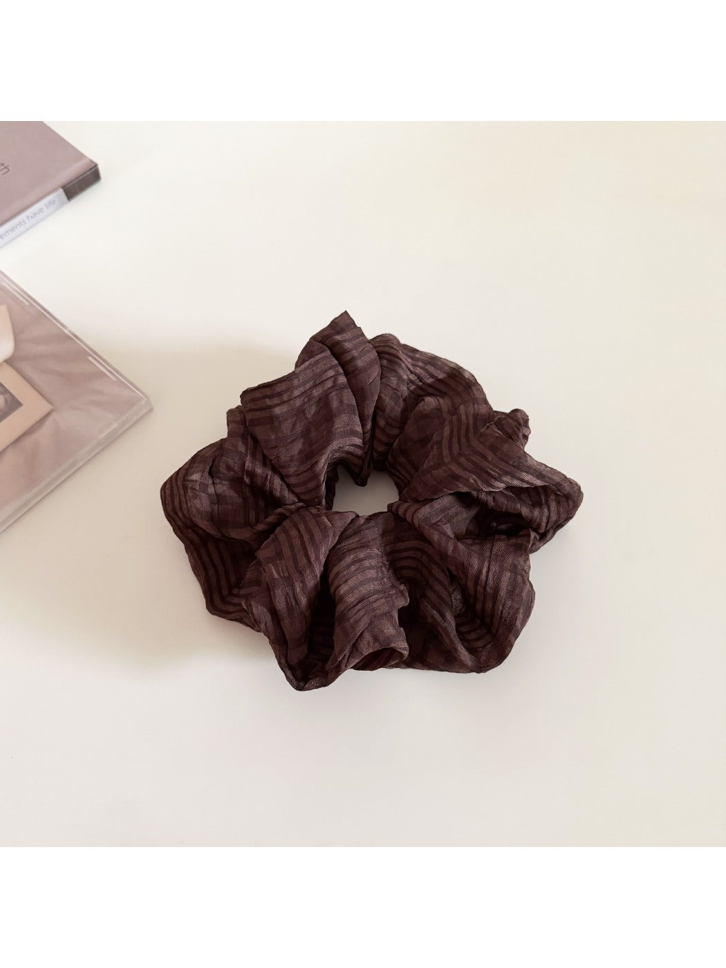 Gifty - Vintage Striped Ruched Scrunchie