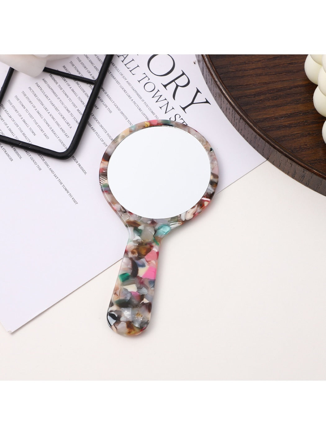 Mirroray - Small Round Mirror With Acetic Acid Handle