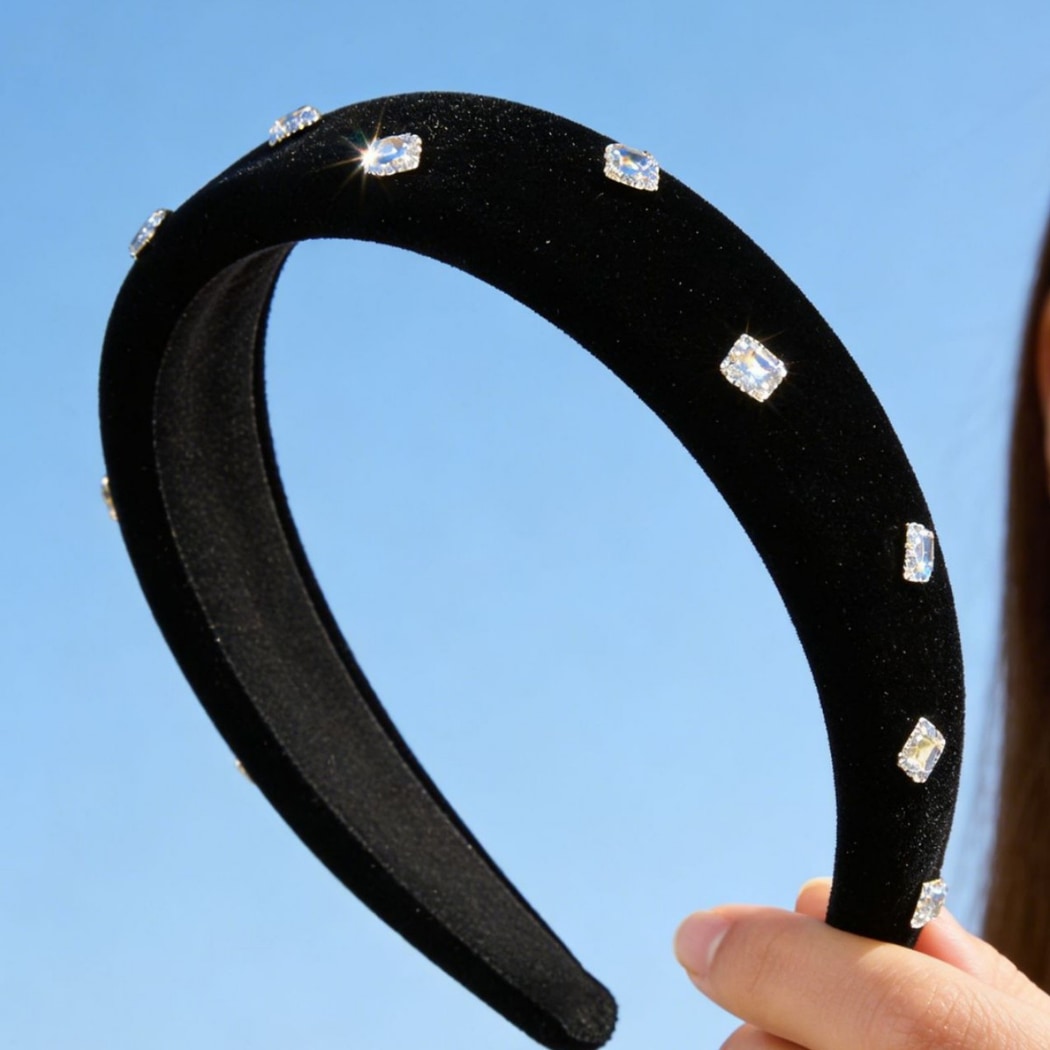Gifty - Retro Style Velvet Decorative Headband